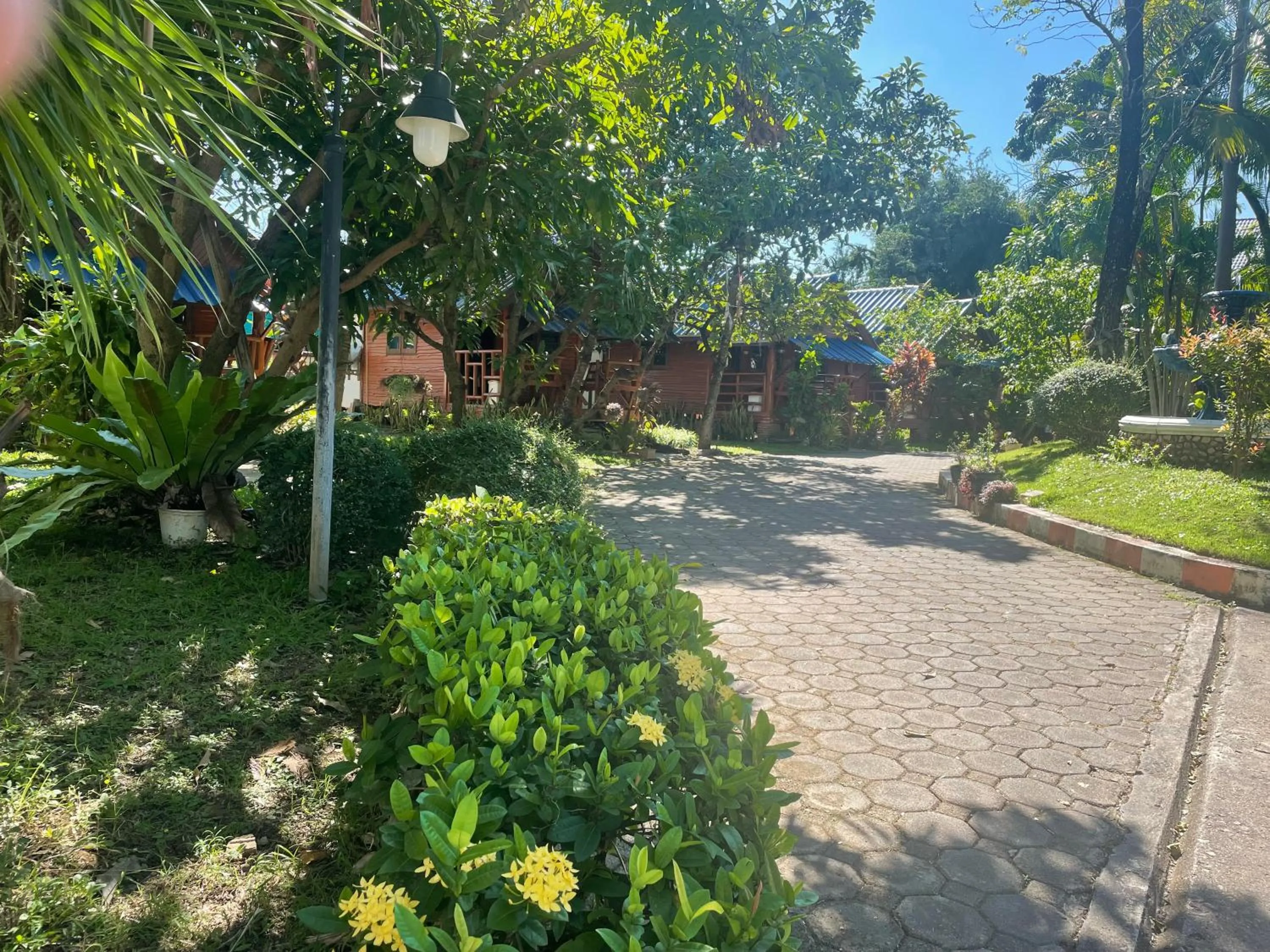 Suandarbporn Resort Mae Sot