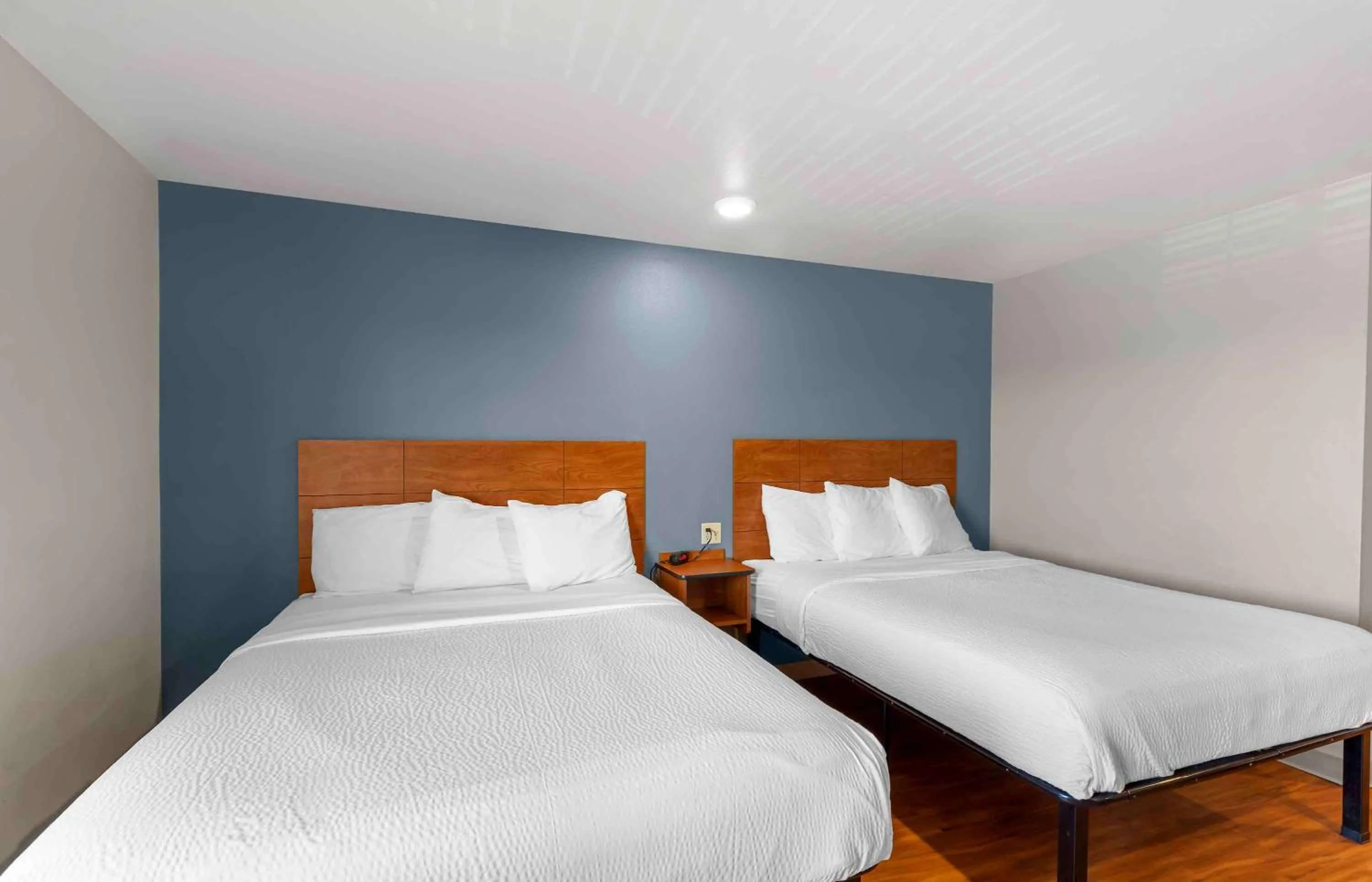 Bedroom, Bed in Extended Stay America Suites - Denver - Airport