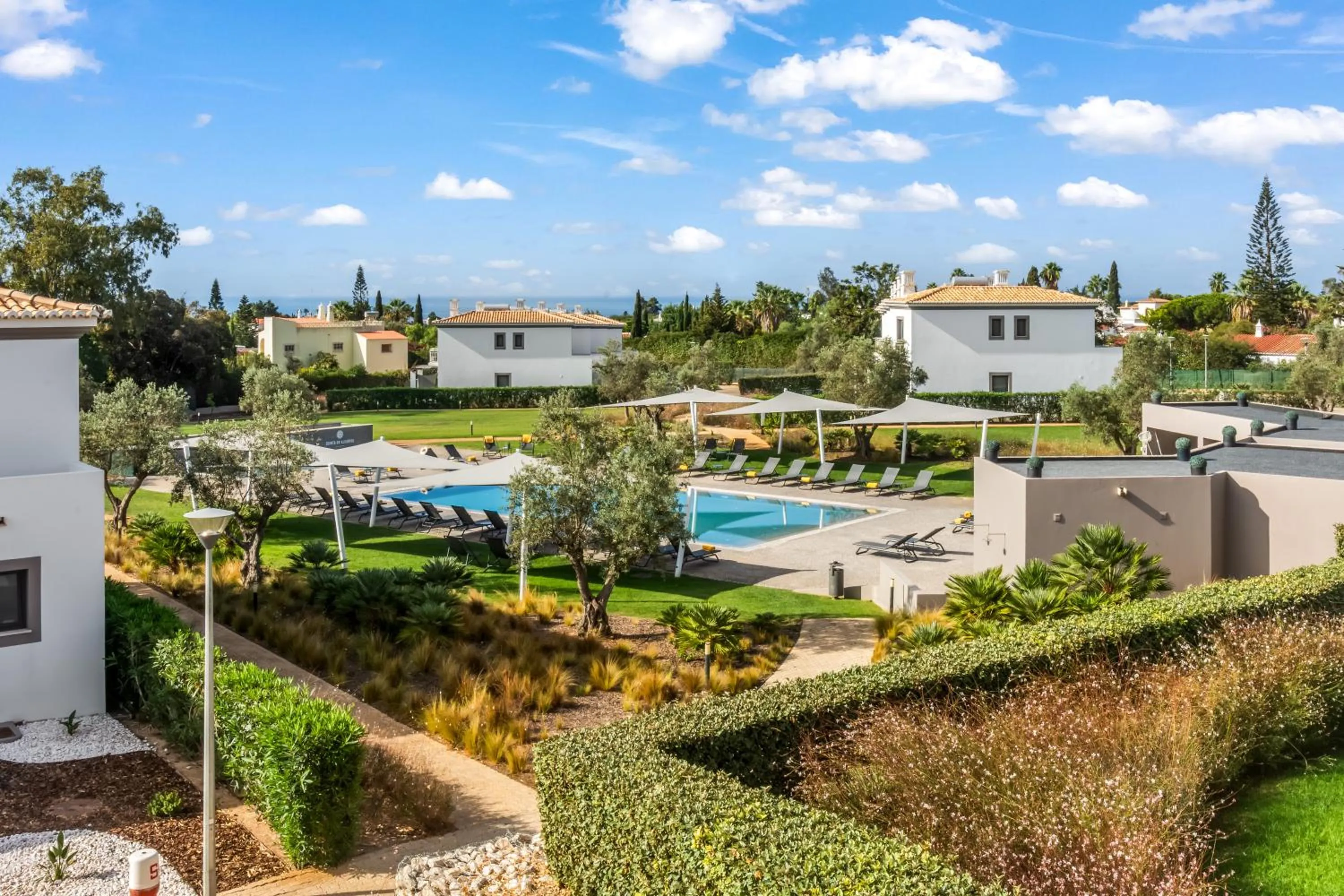 Property building in Quinta do Algarvio Village