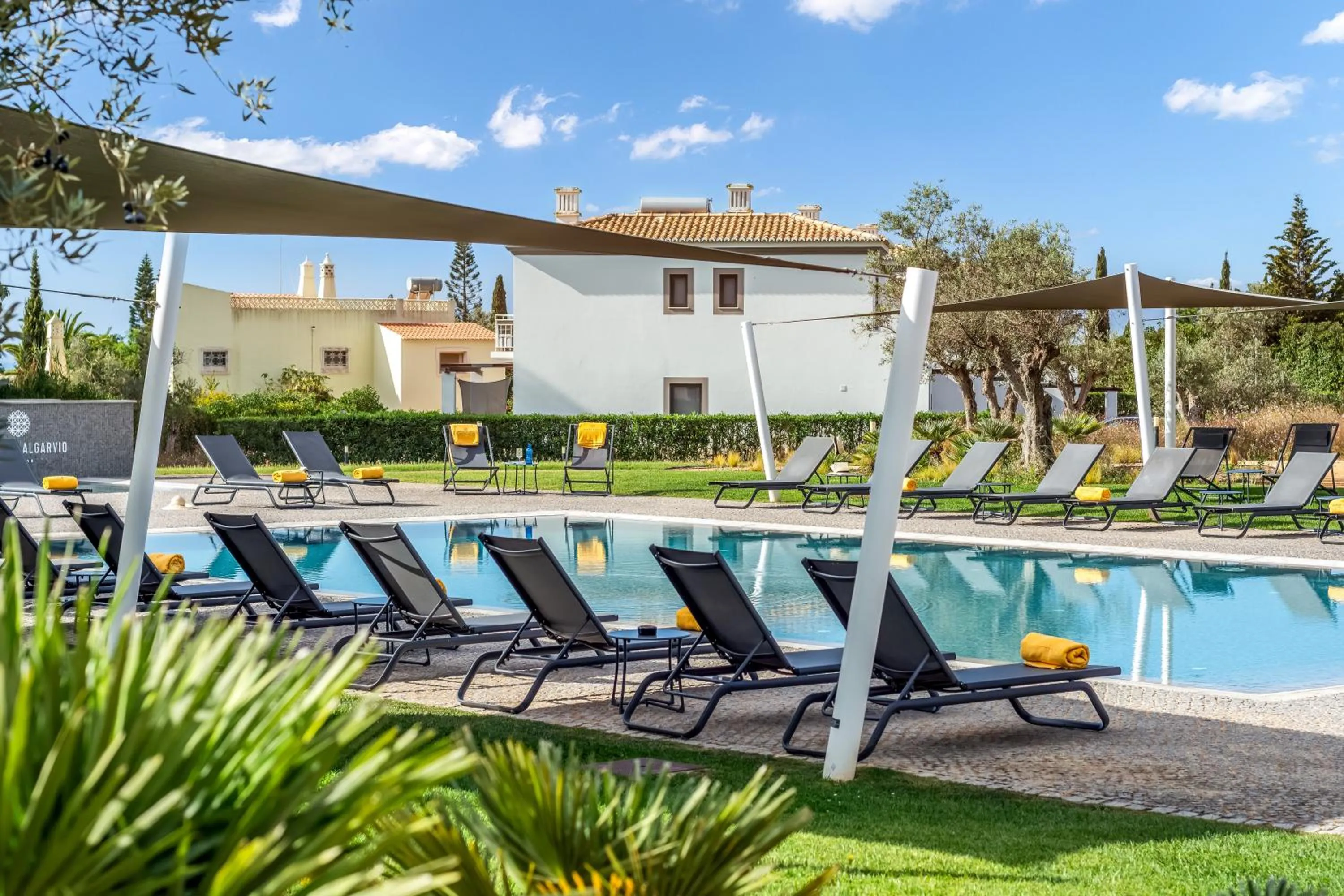 Property building in Quinta do Algarvio Village