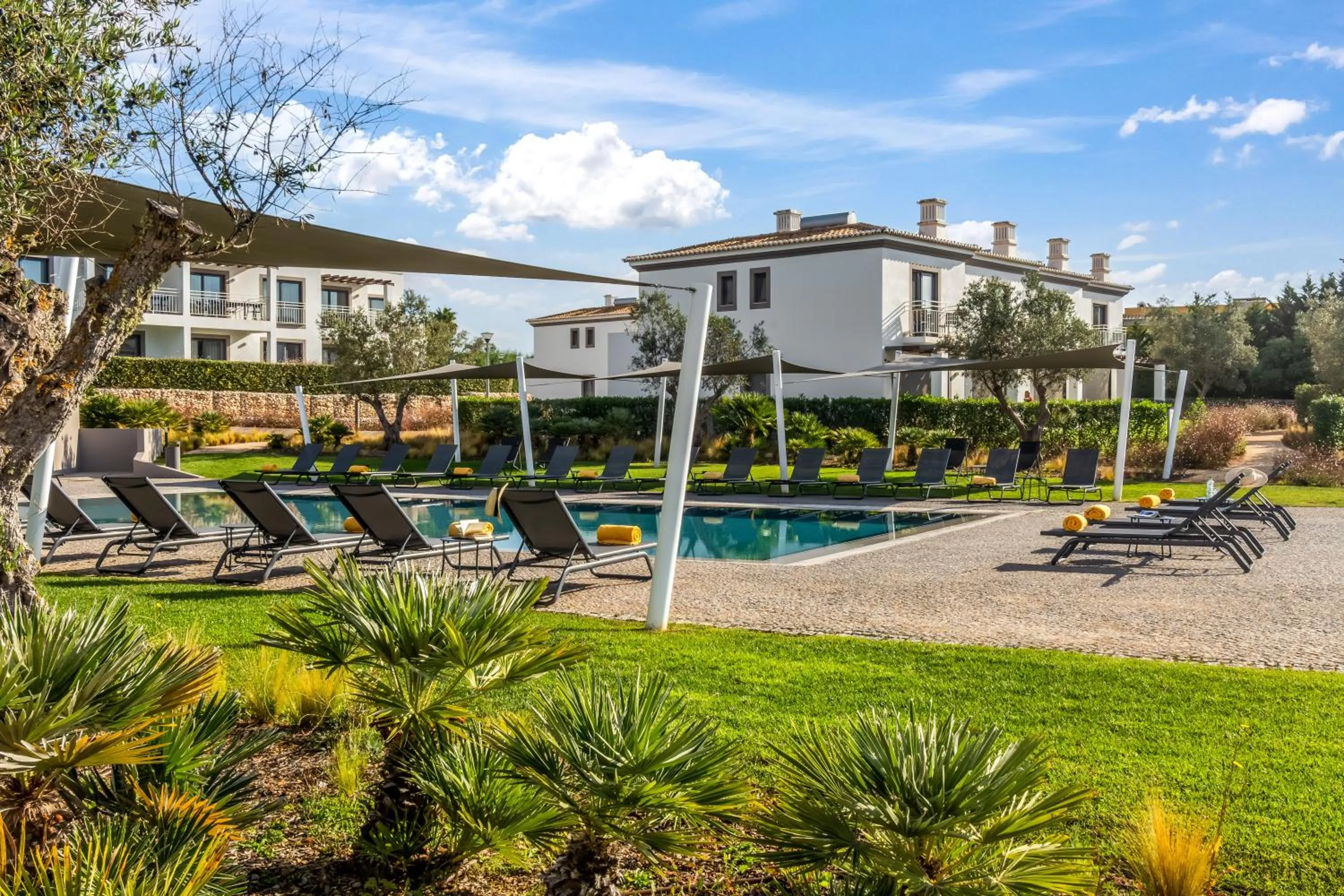 Property building in Quinta do Algarvio Village