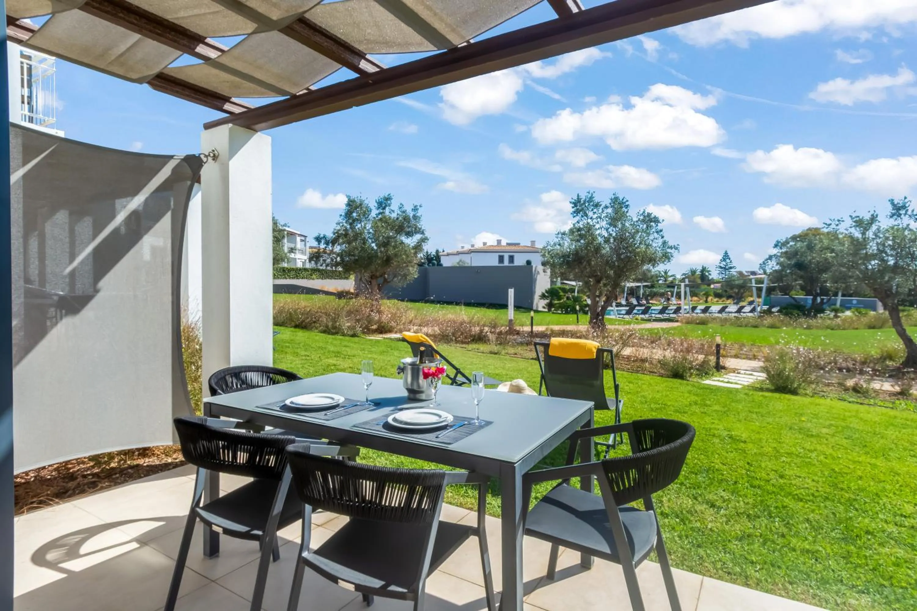 Seating area in Quinta do Algarvio Village