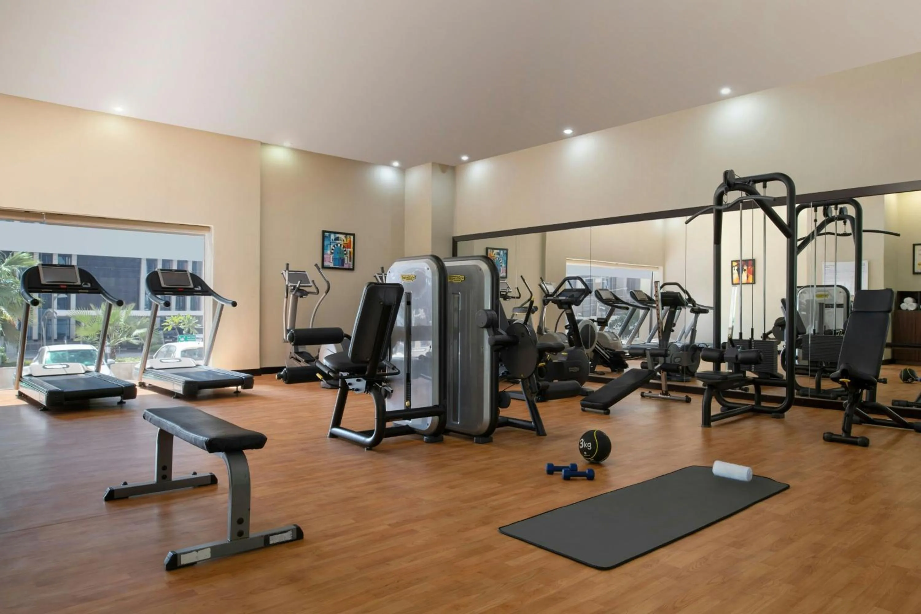 Fitness centre/facilities in Marriott Executive Apartments City Center Doha