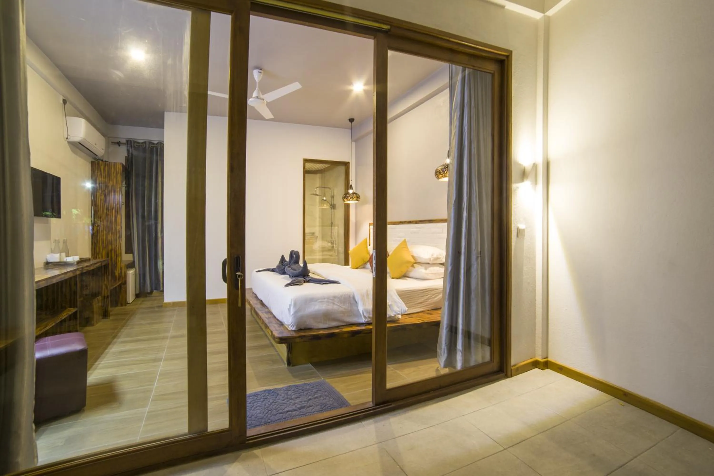 Bedroom, Bed in By the shade Maldives