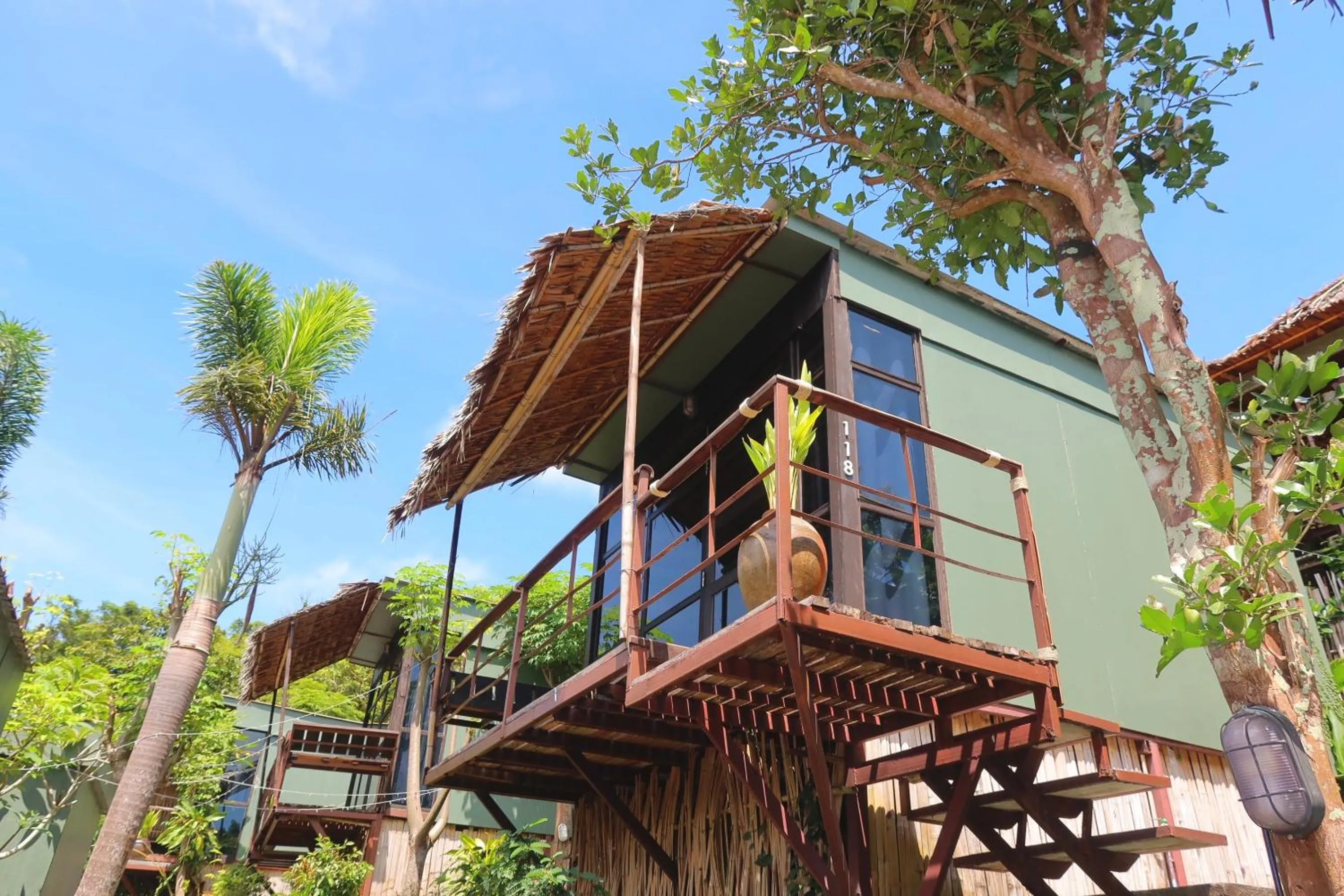 Property building in Phi Phi Sea Sky Resort