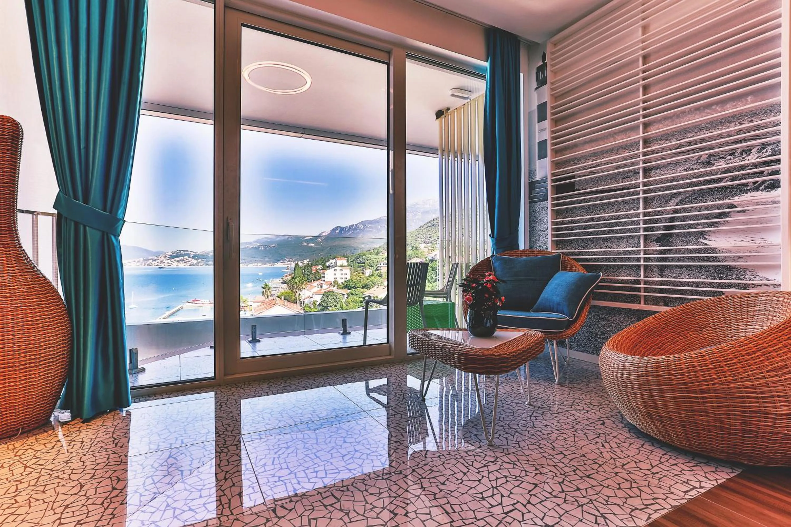 Bedroom in Carine Hotel Kumbor Superior