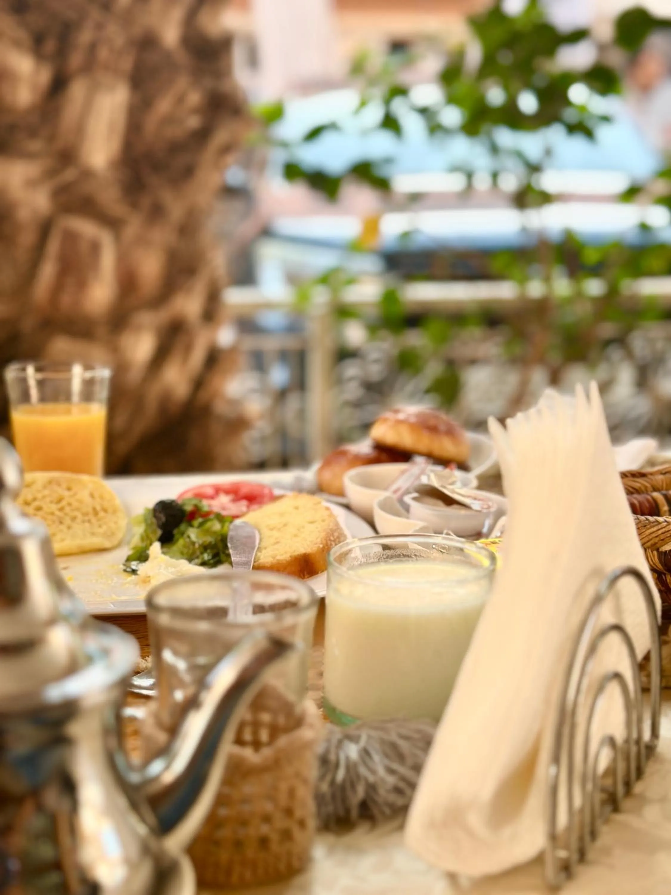 Continental breakfast in Hotel Riad Amlal