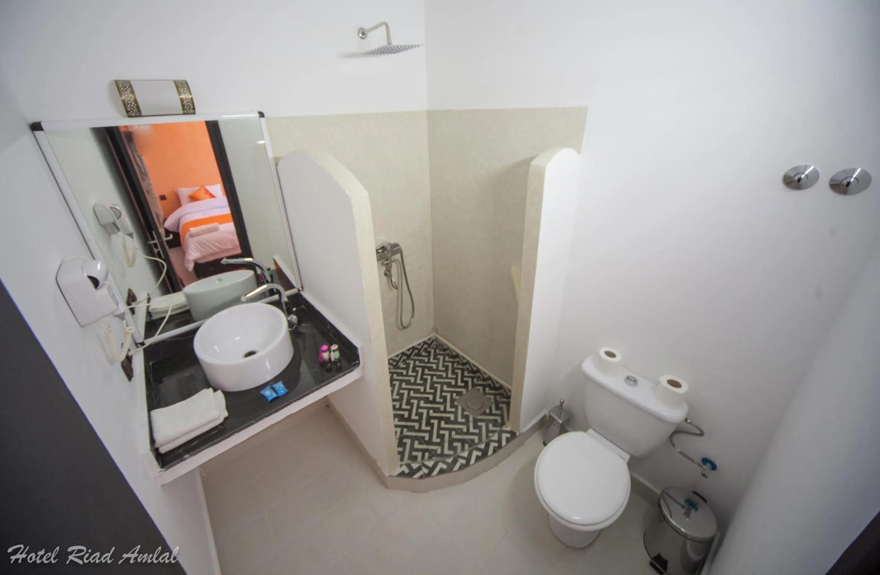 Bathroom in Hotel Riad Amlal