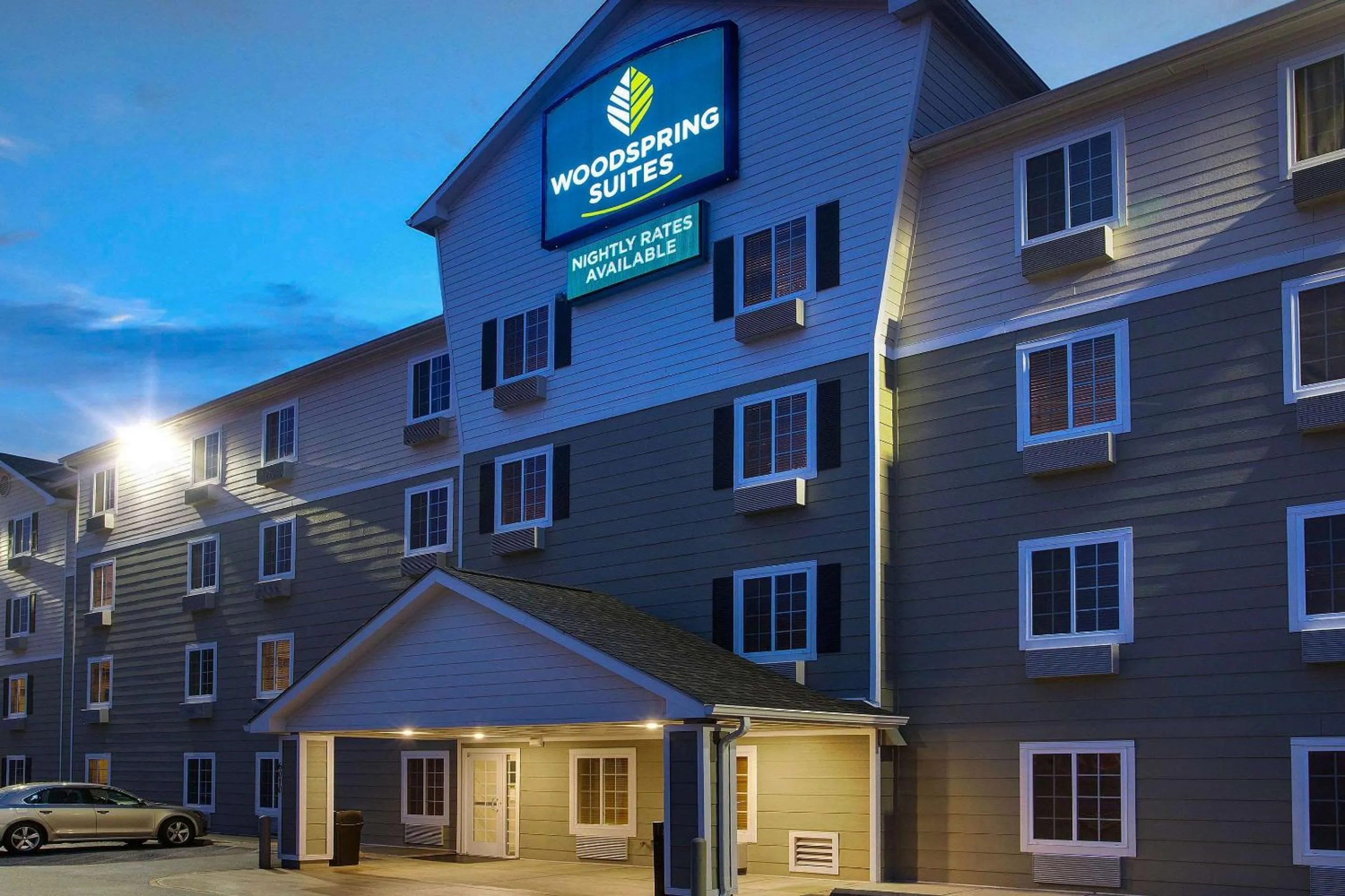 Property building in WoodSpring Suites Washington DC Andrews AFB