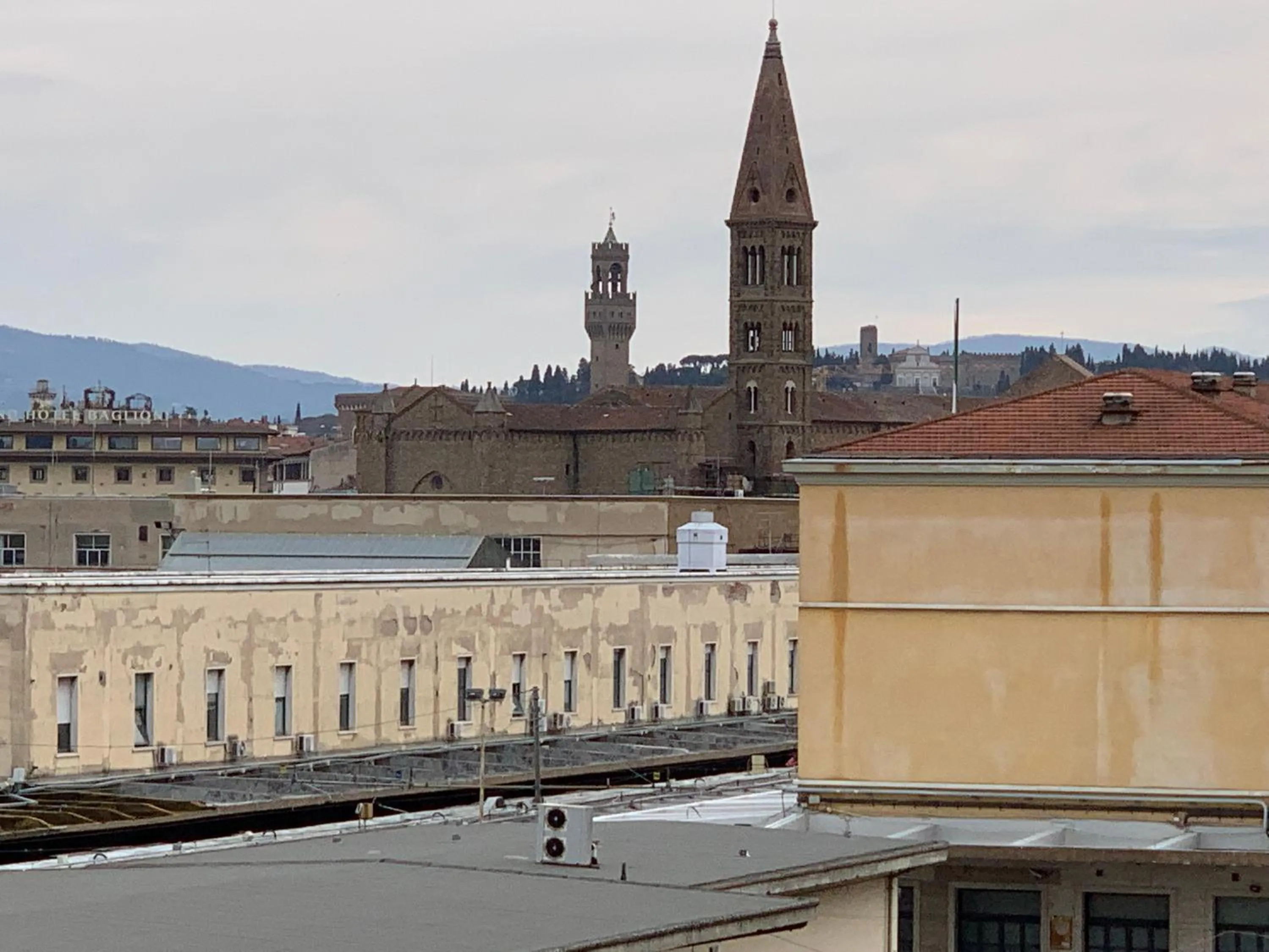 Nearby landmark in Gemini Studios