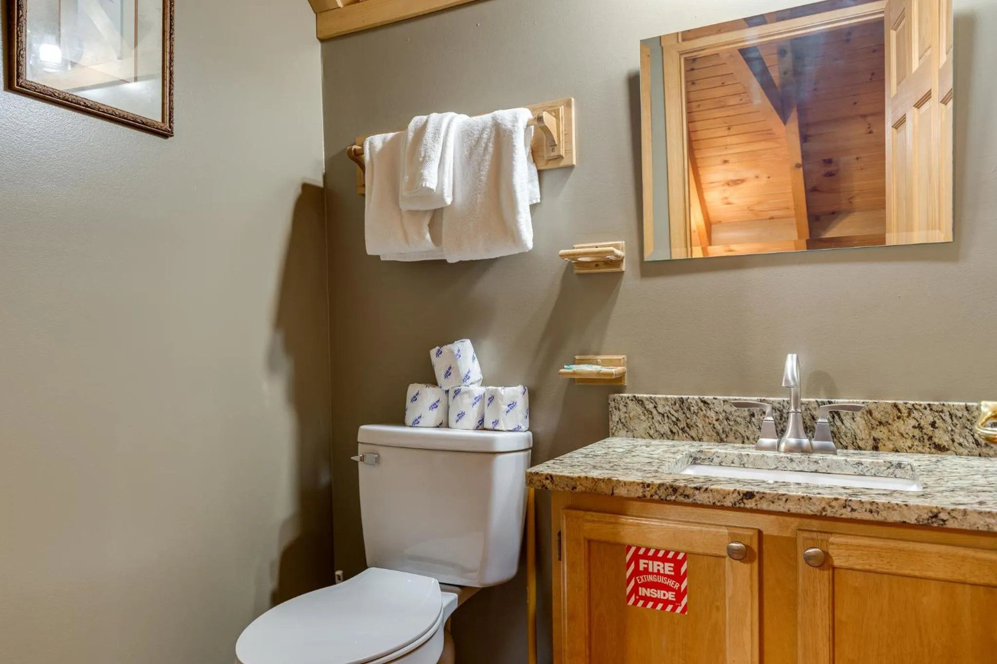 Kitchen or kitchenette in Above Ole Smokys Clouds