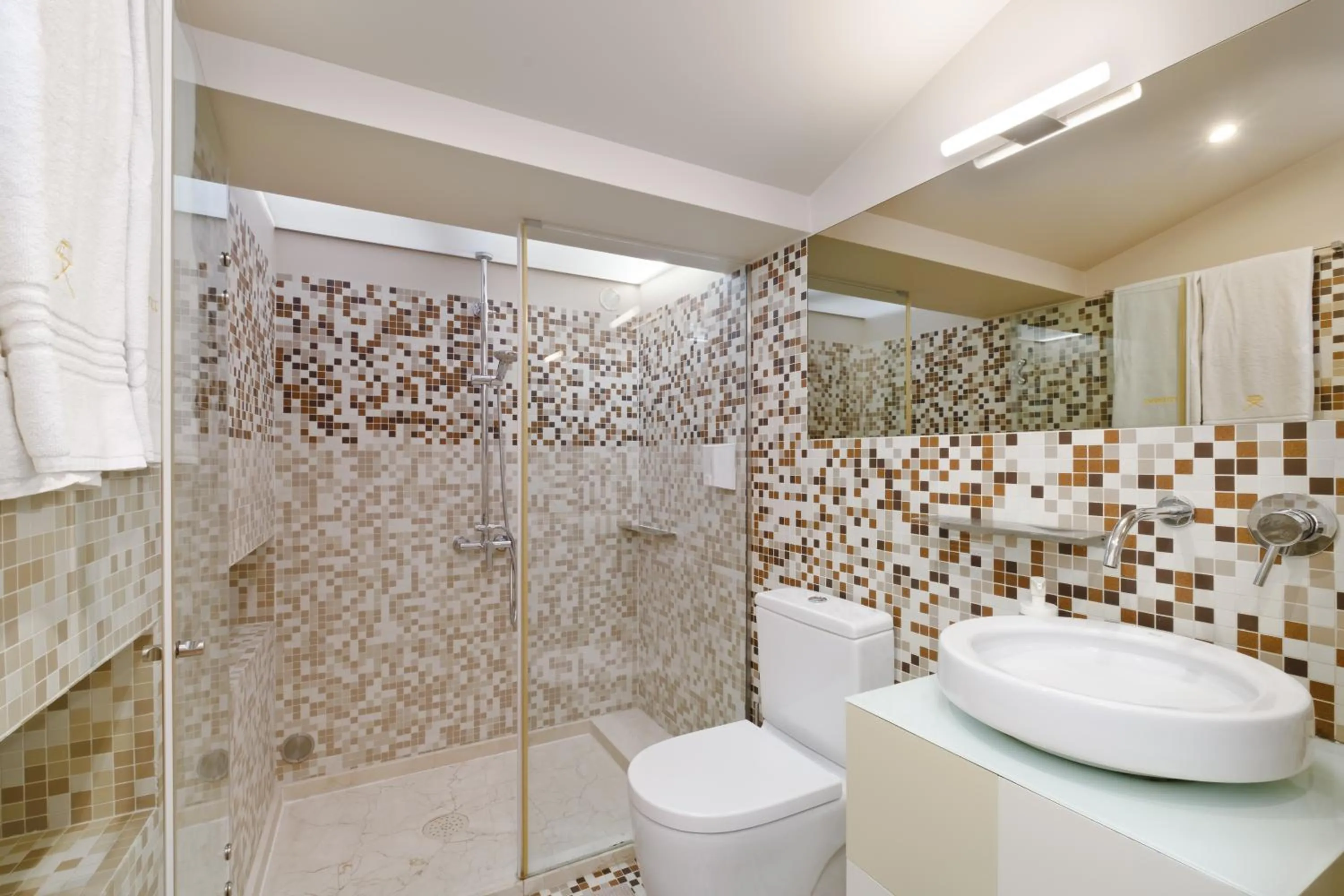 Shower in YOUROPO - ExtendALL