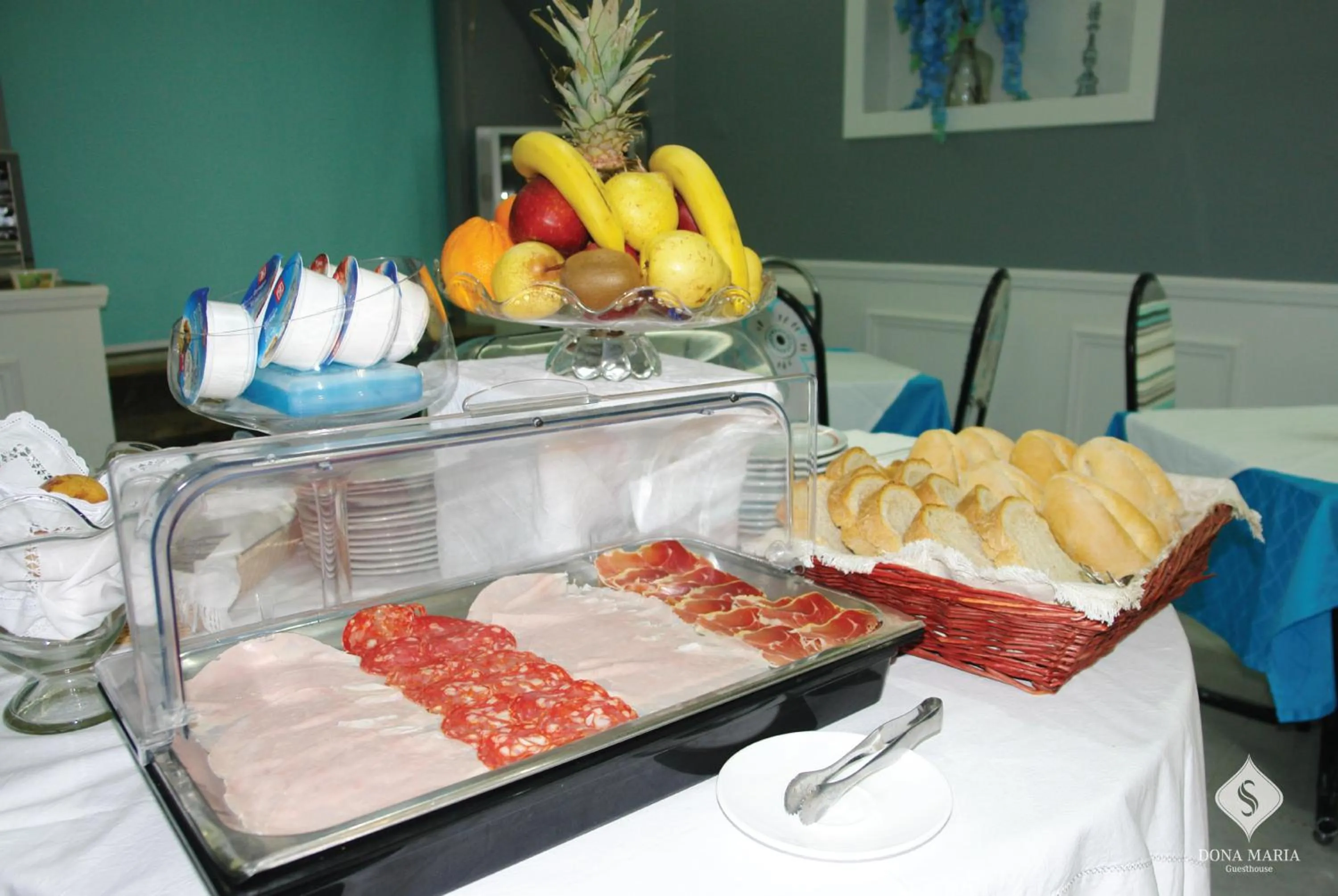 Dining area in Dona Maria