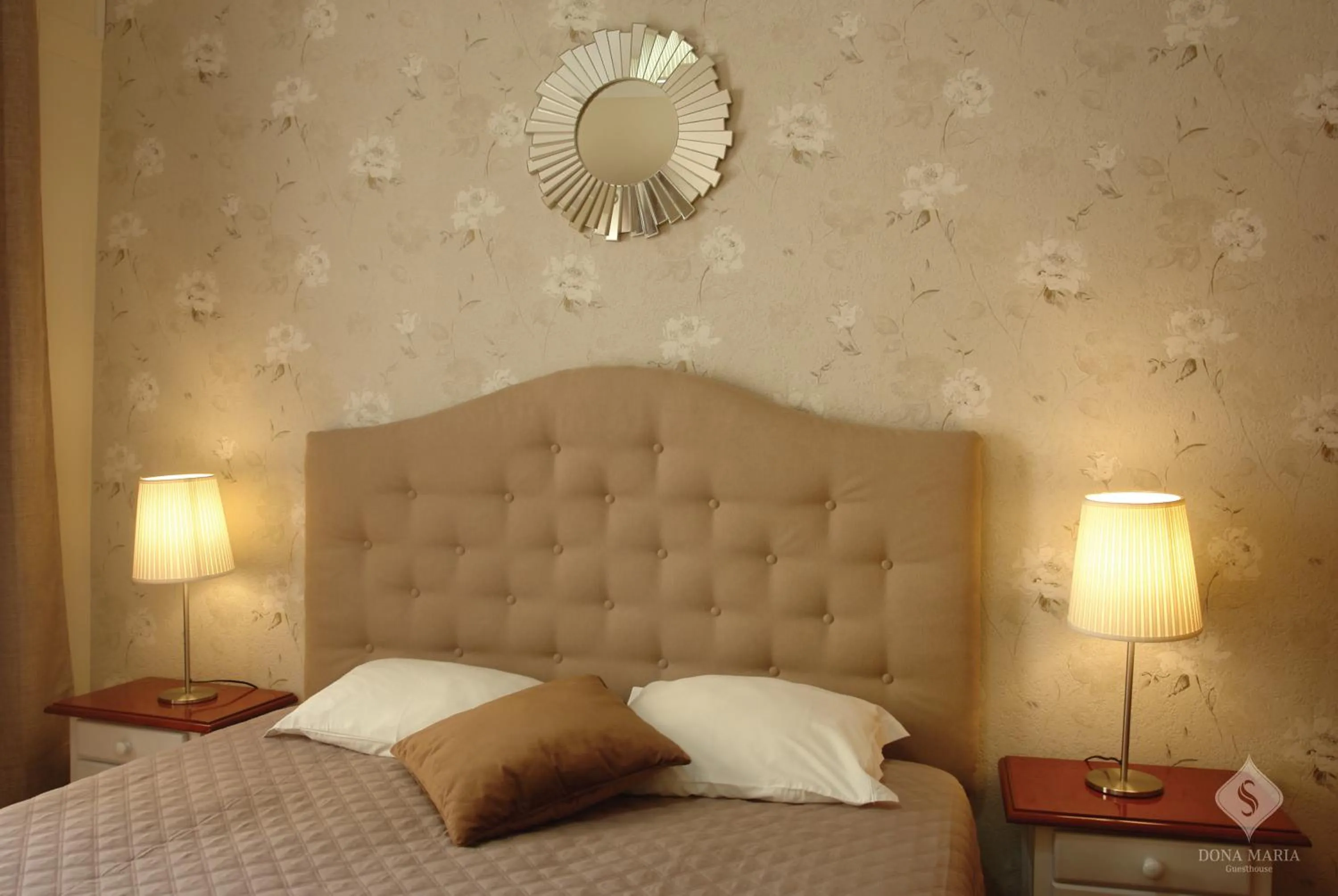 Bedroom, Bed in Dona Maria