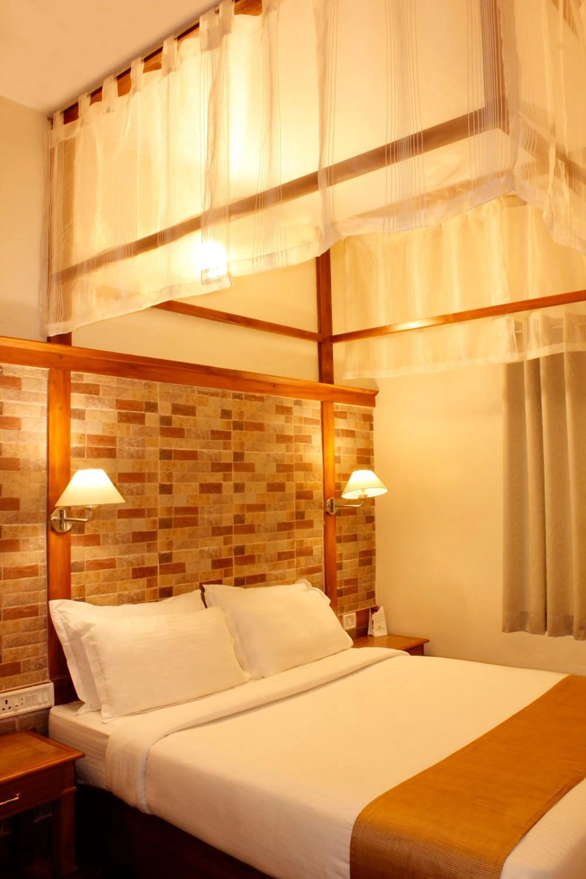 Bedroom, Bed in Kodai Resort Hotel, Kodaikanal