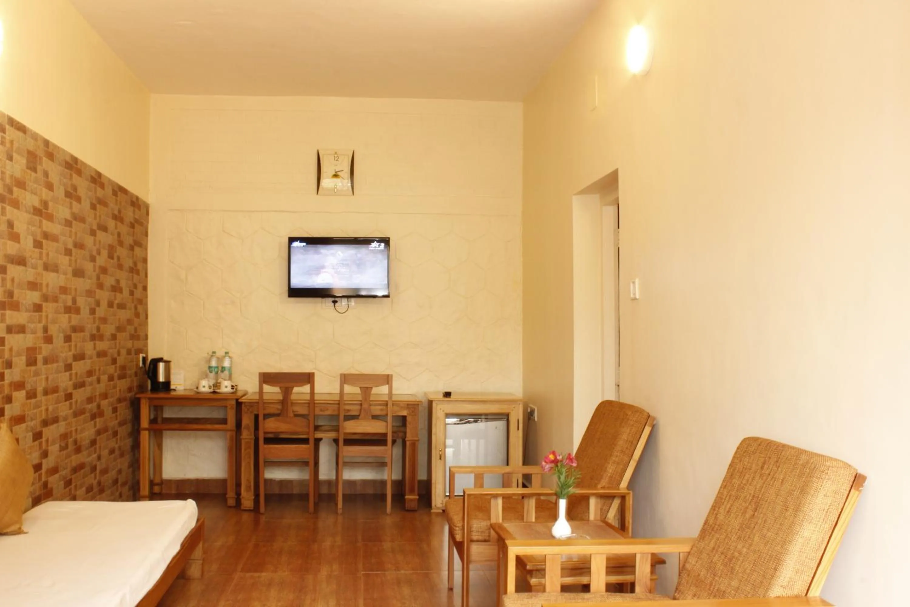 Living room in Kodai Resort Hotel, Kodaikanal