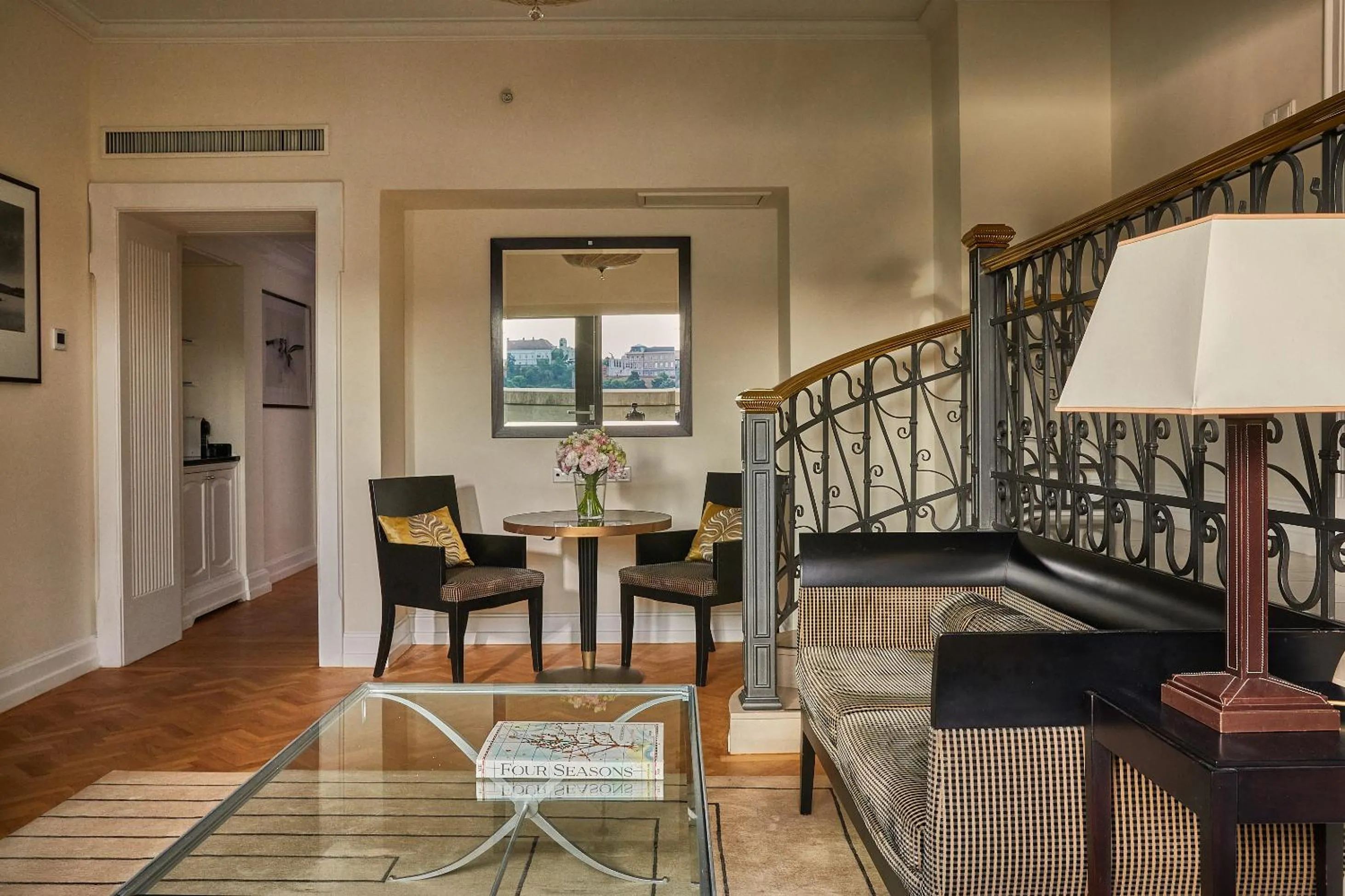 Living room in Four Seasons Hotel Gresham Palace Budapest