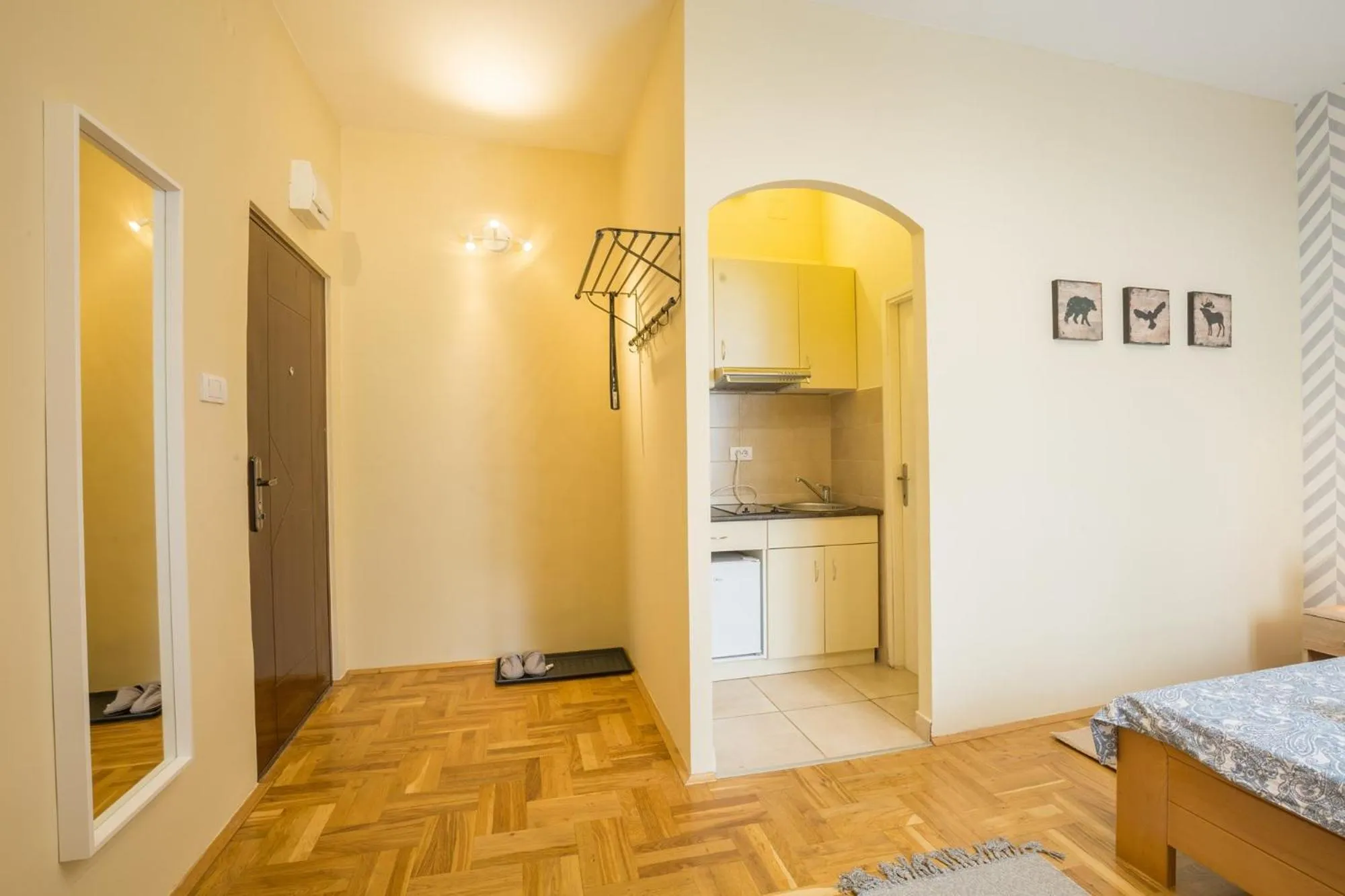 Kitchen or kitchenette in Belgrade Center Apartment Skadarlija