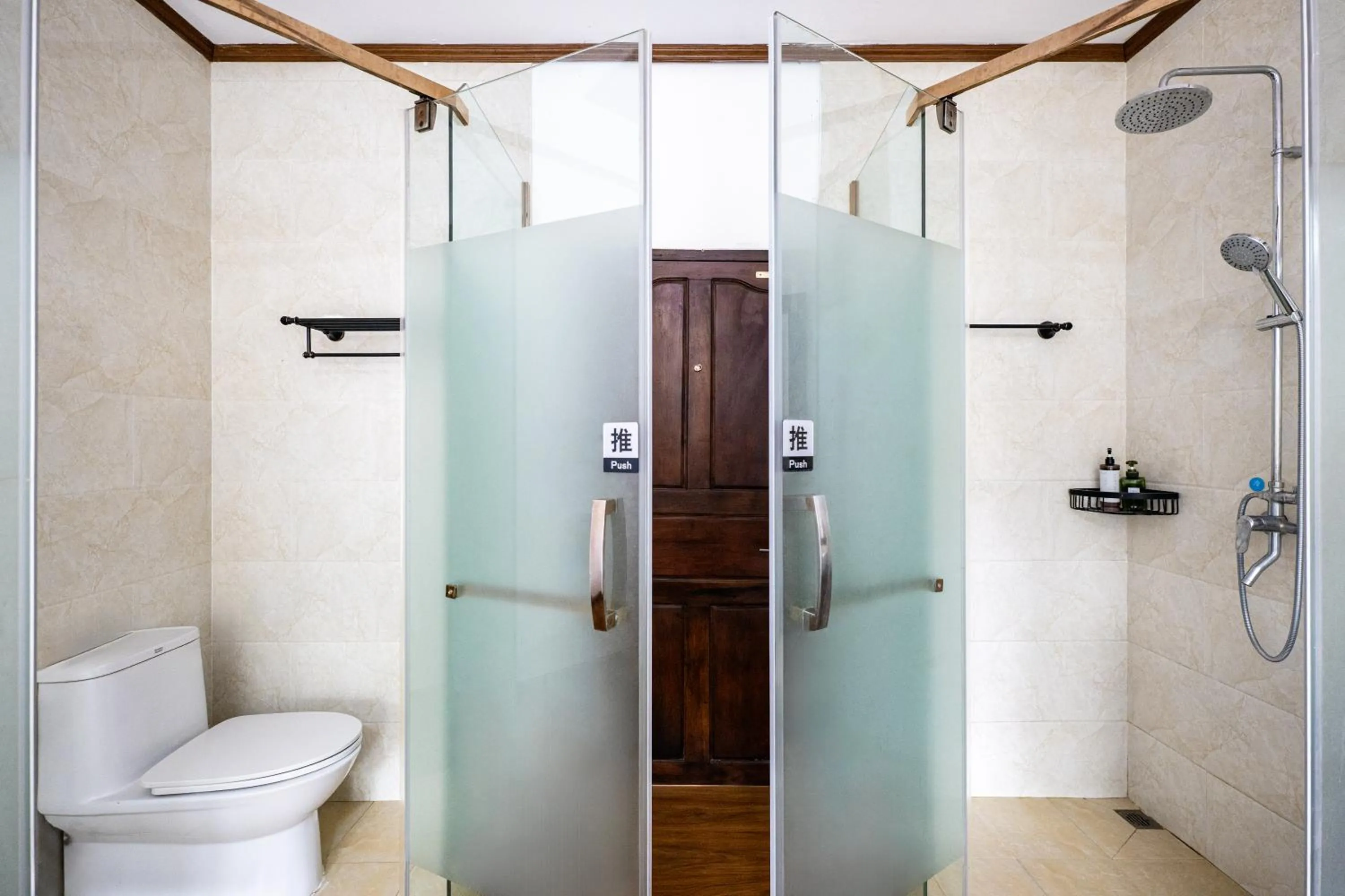 wisdom mystery Hotel