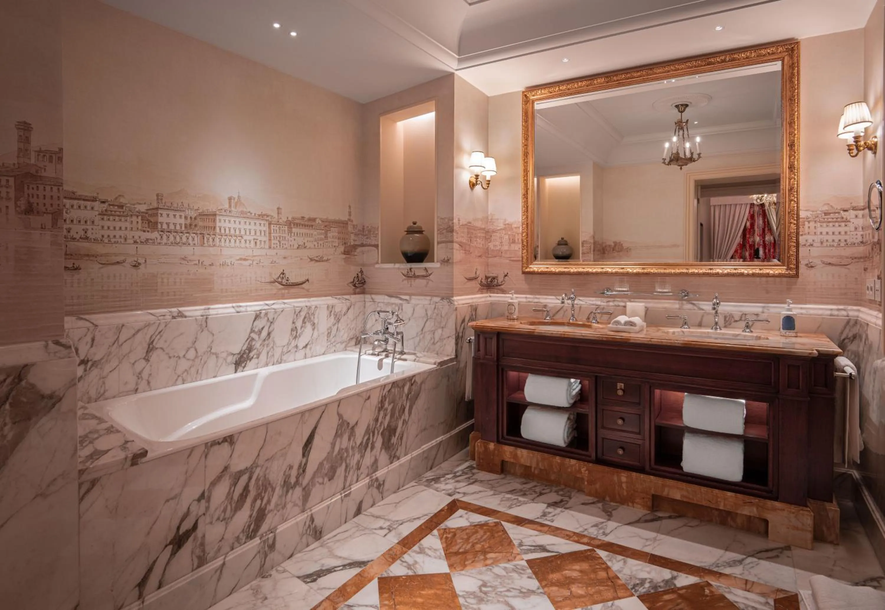 Bathroom in Four Seasons Hotel Firenze