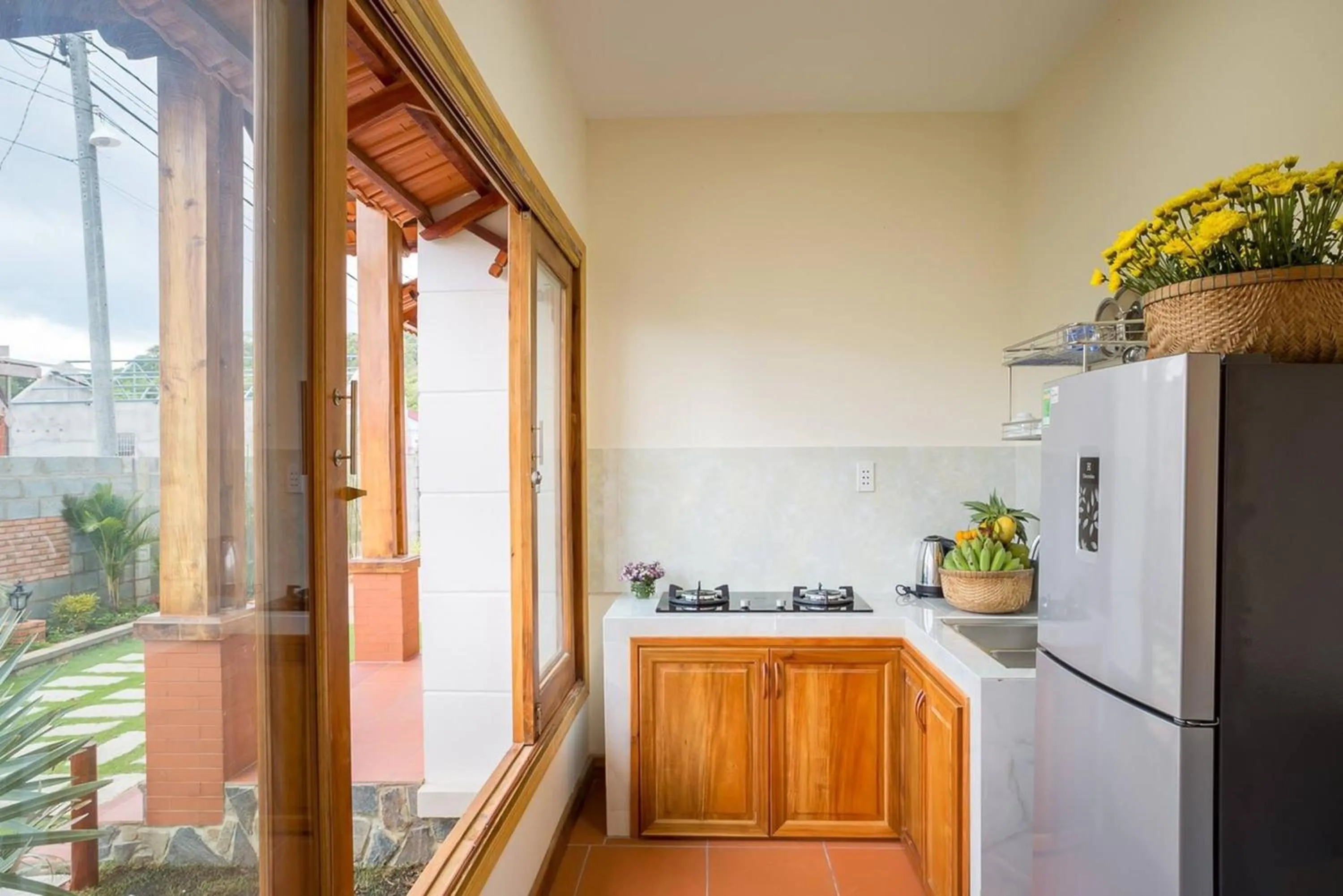 Kitchen or kitchenette in Phu Quoc Bungalow Yen Thanh