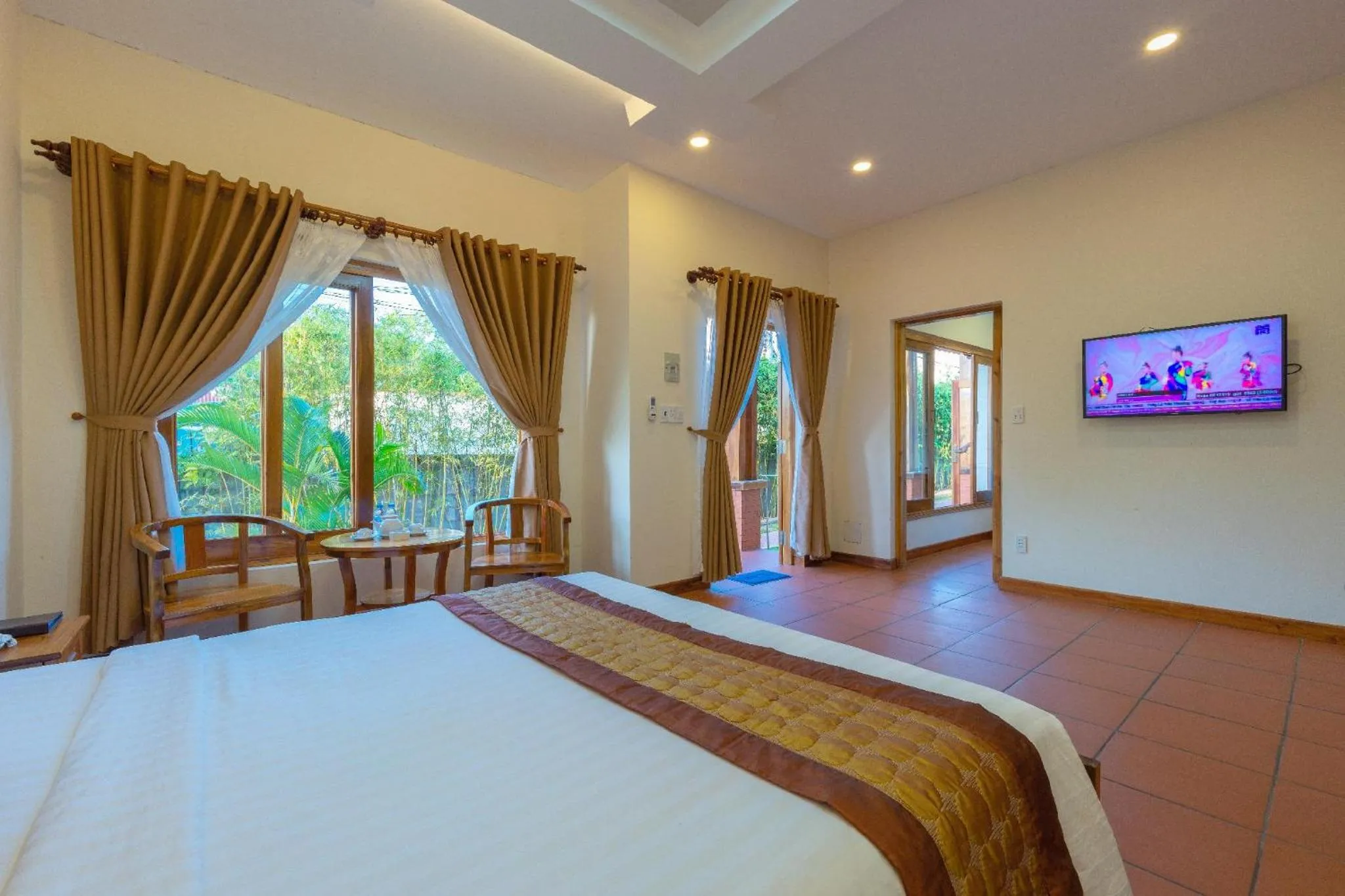 Communal lounge/ TV room, Bed in Phu Quoc Bungalow Yen Thanh