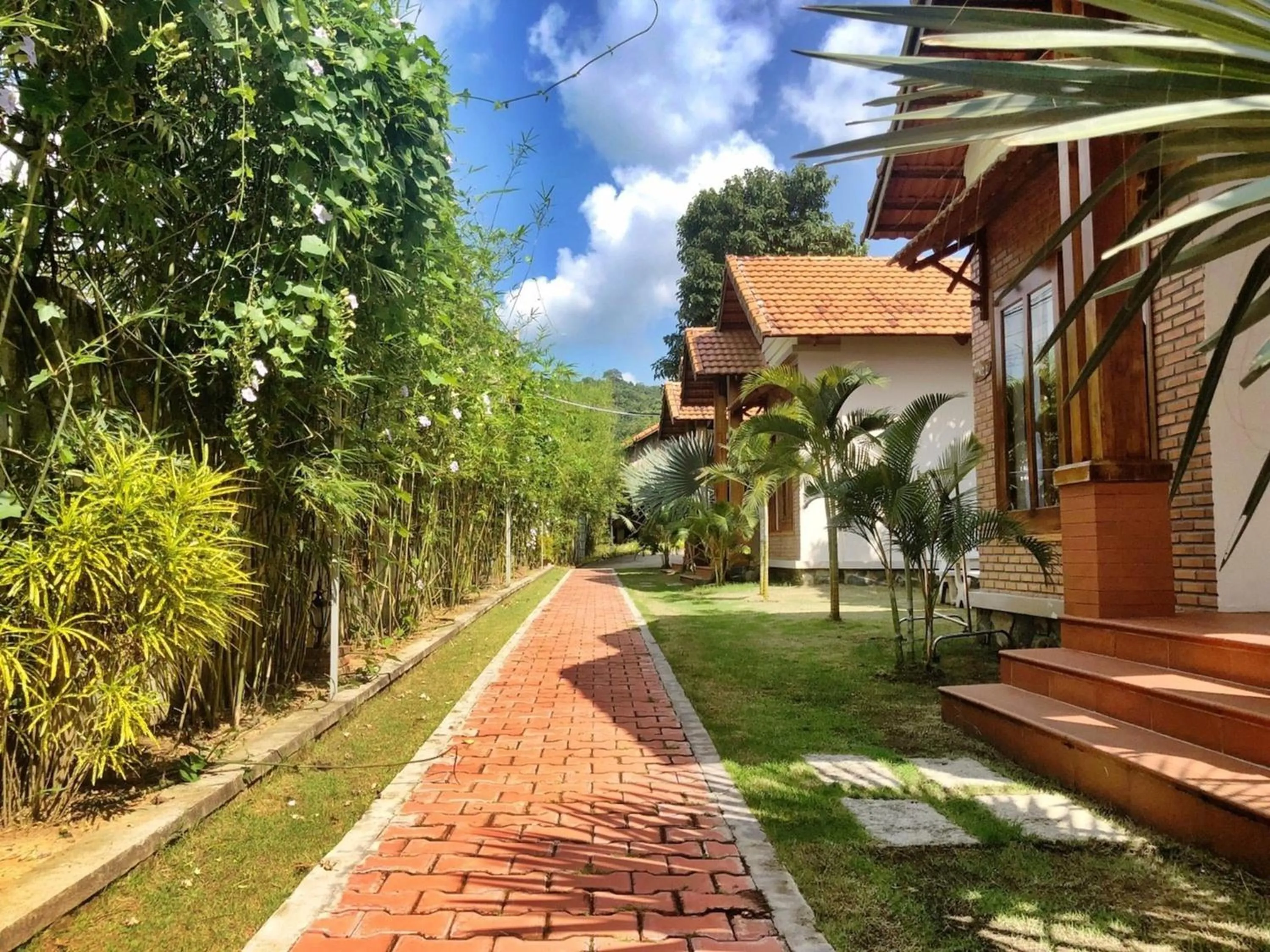 Property building in Phu Quoc Bungalow Yen Thanh