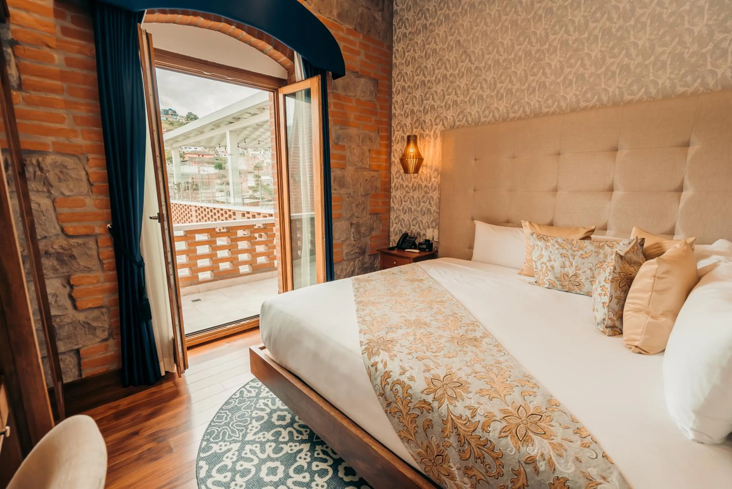 Bed in Hotel Otavalo by Art Hotels