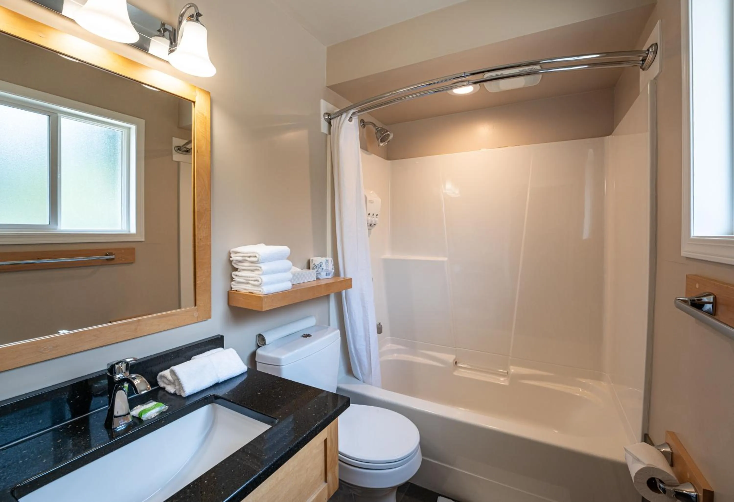 Bathroom in Swiss Chalet Motel