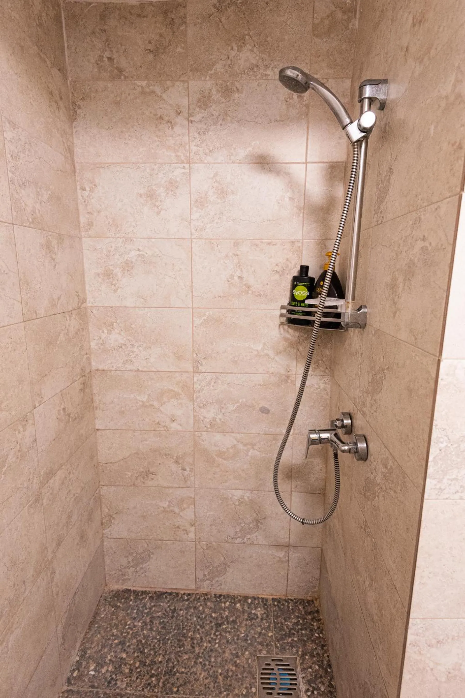 iVAVev IS US ByTheSea EforieSud