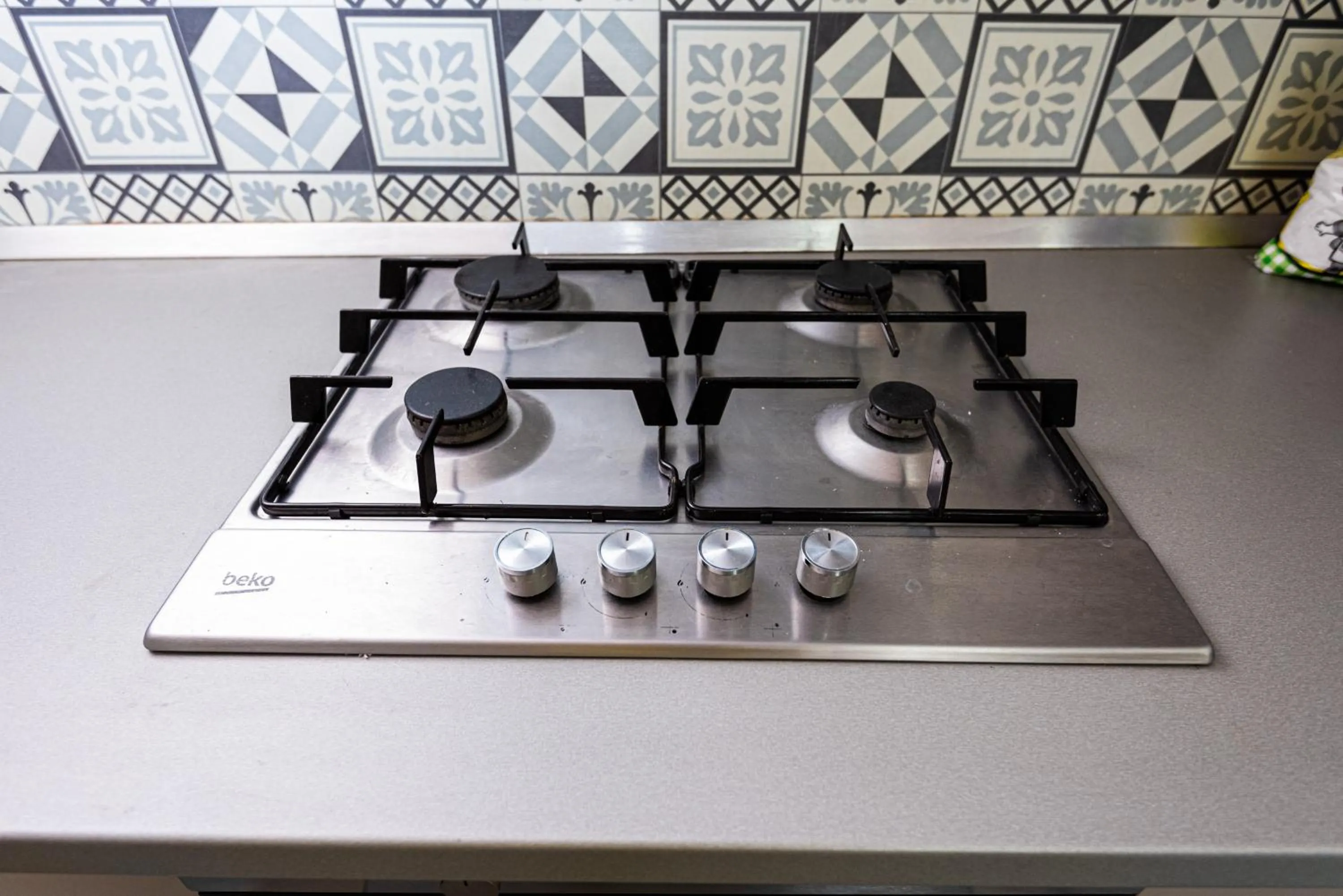 iVAVev IS US ByTheSea EforieSud