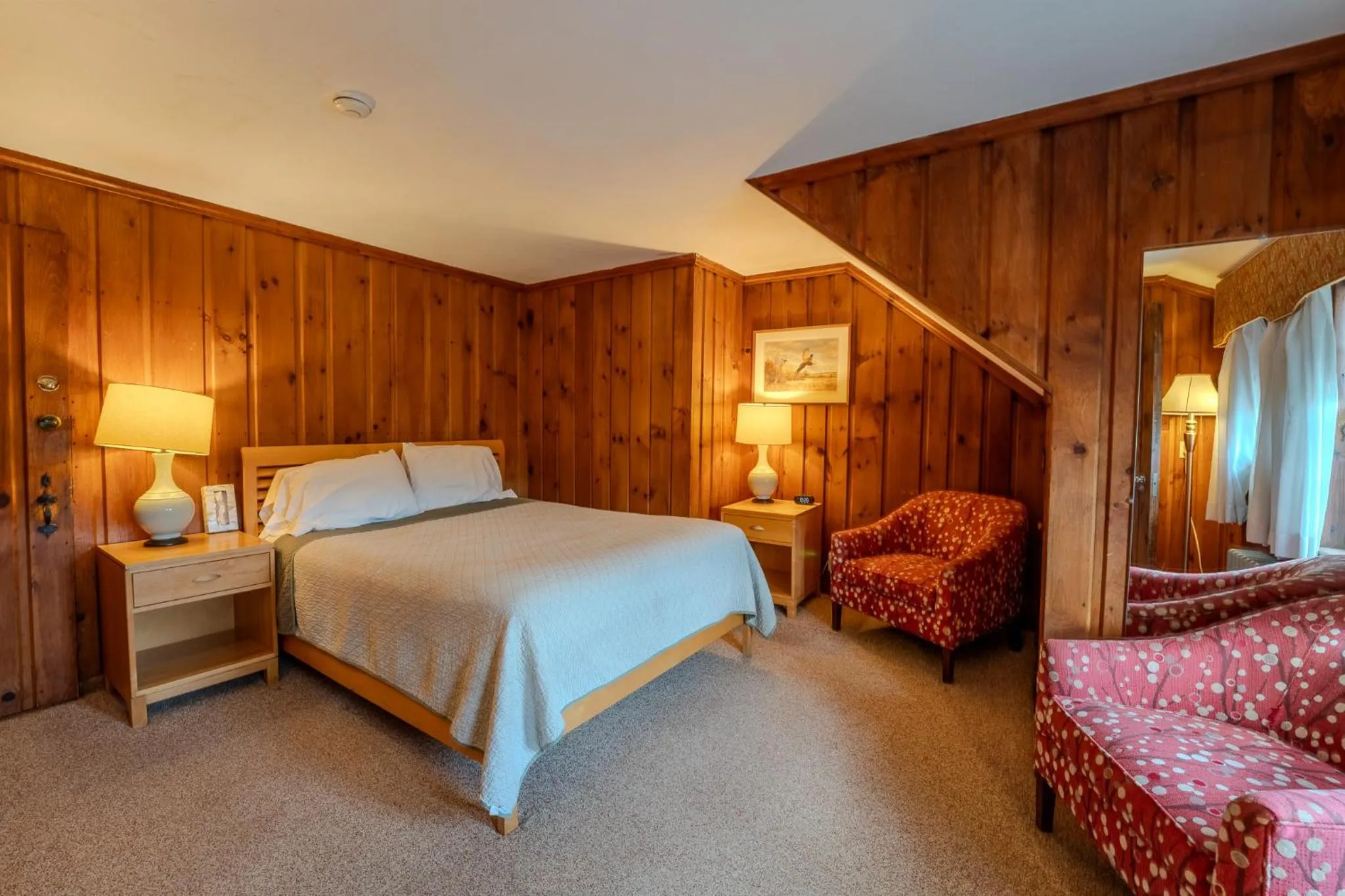 Photo of the whole room, Bed in Franconia Inn