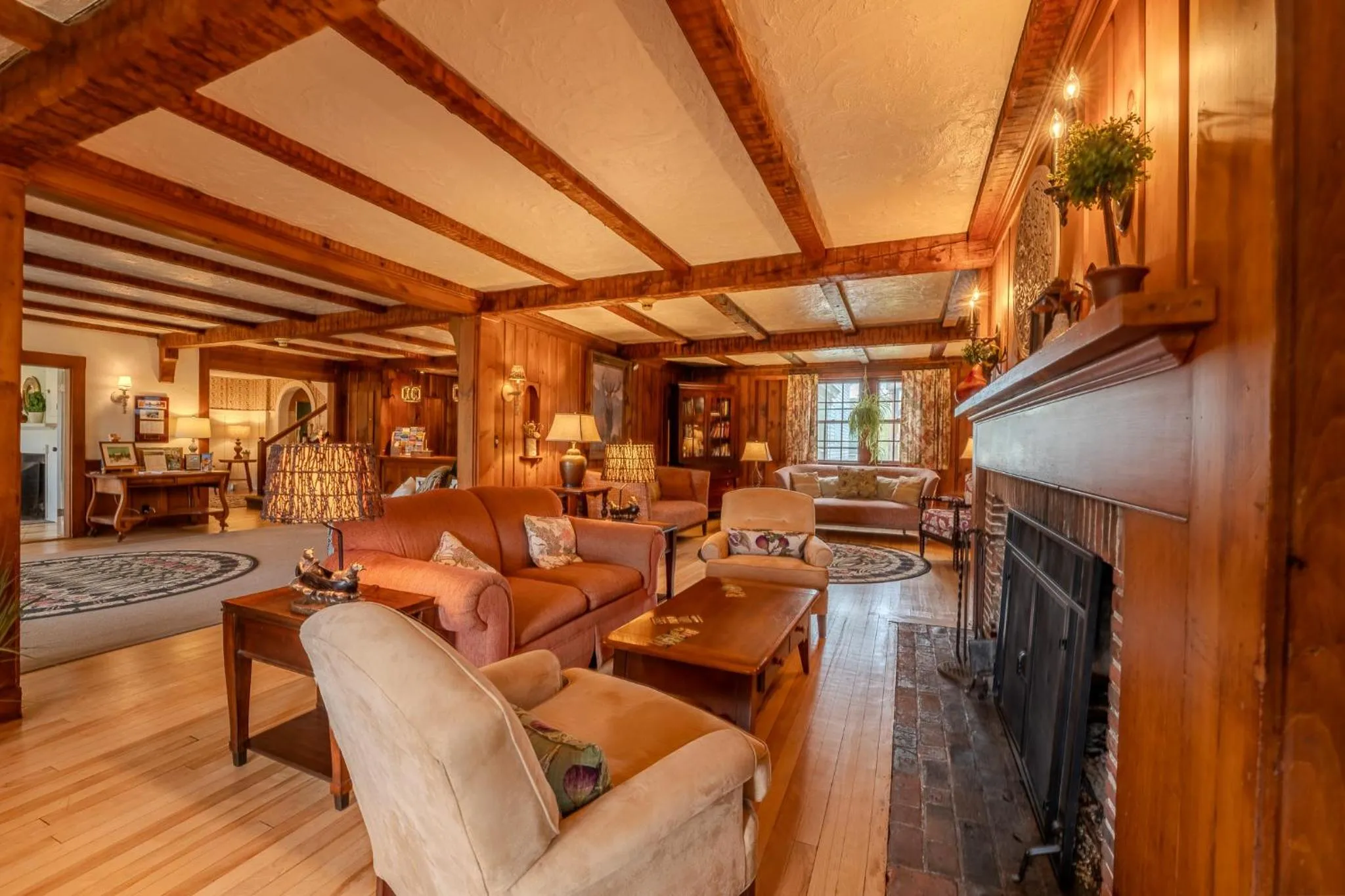 Living room in Franconia Inn