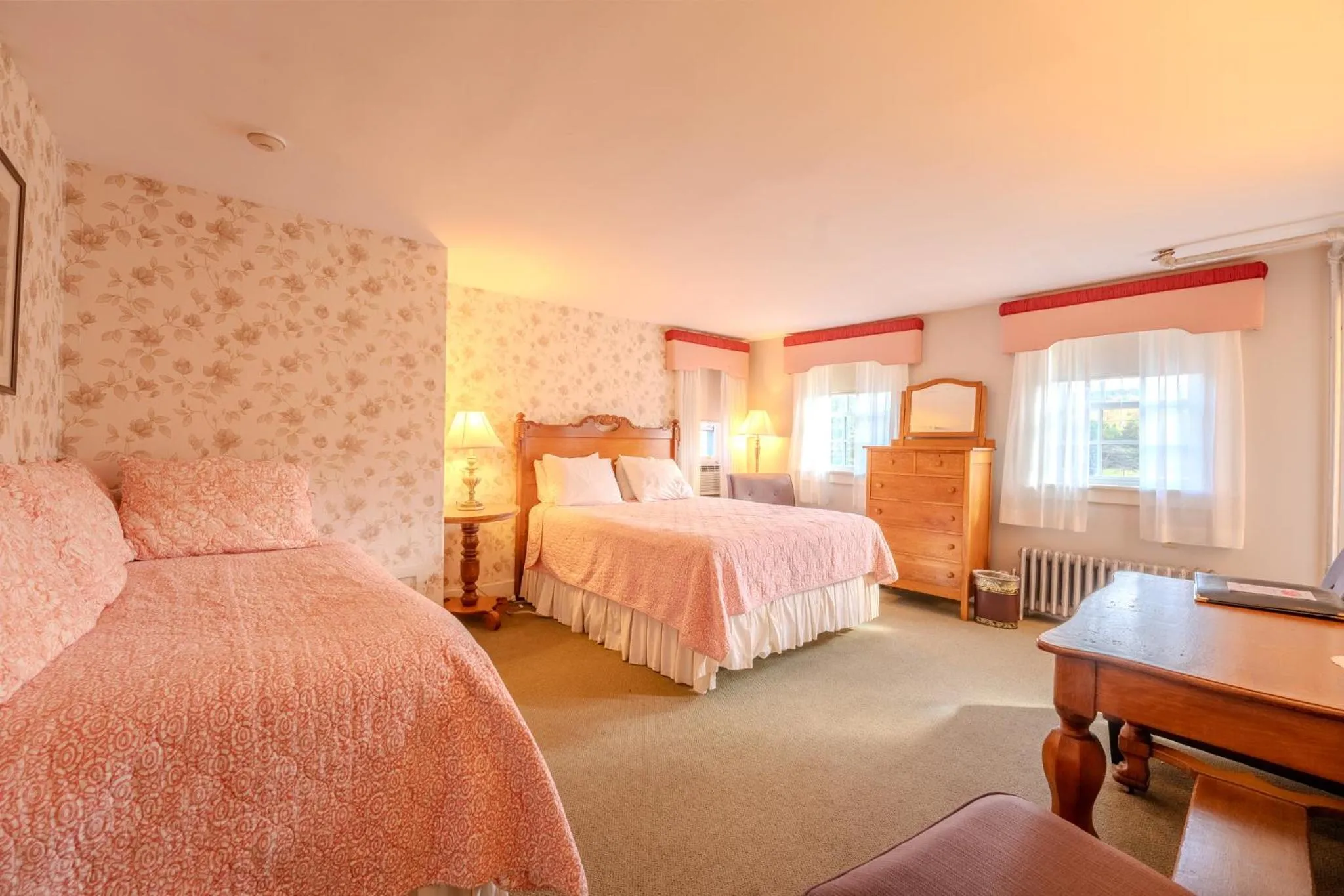 Bedroom, Bed in Franconia Inn