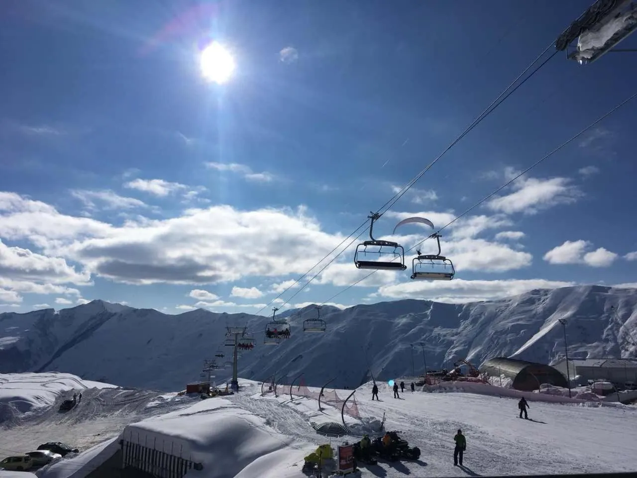 Natural landscape in Nino's Rooms