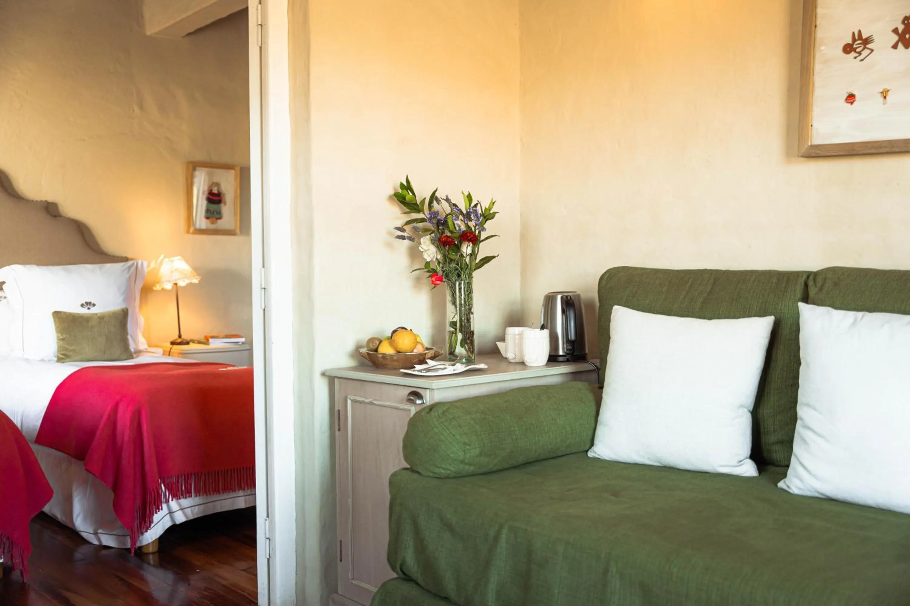 Bedroom, Bed in House of Jasmines Relais & Châteaux
