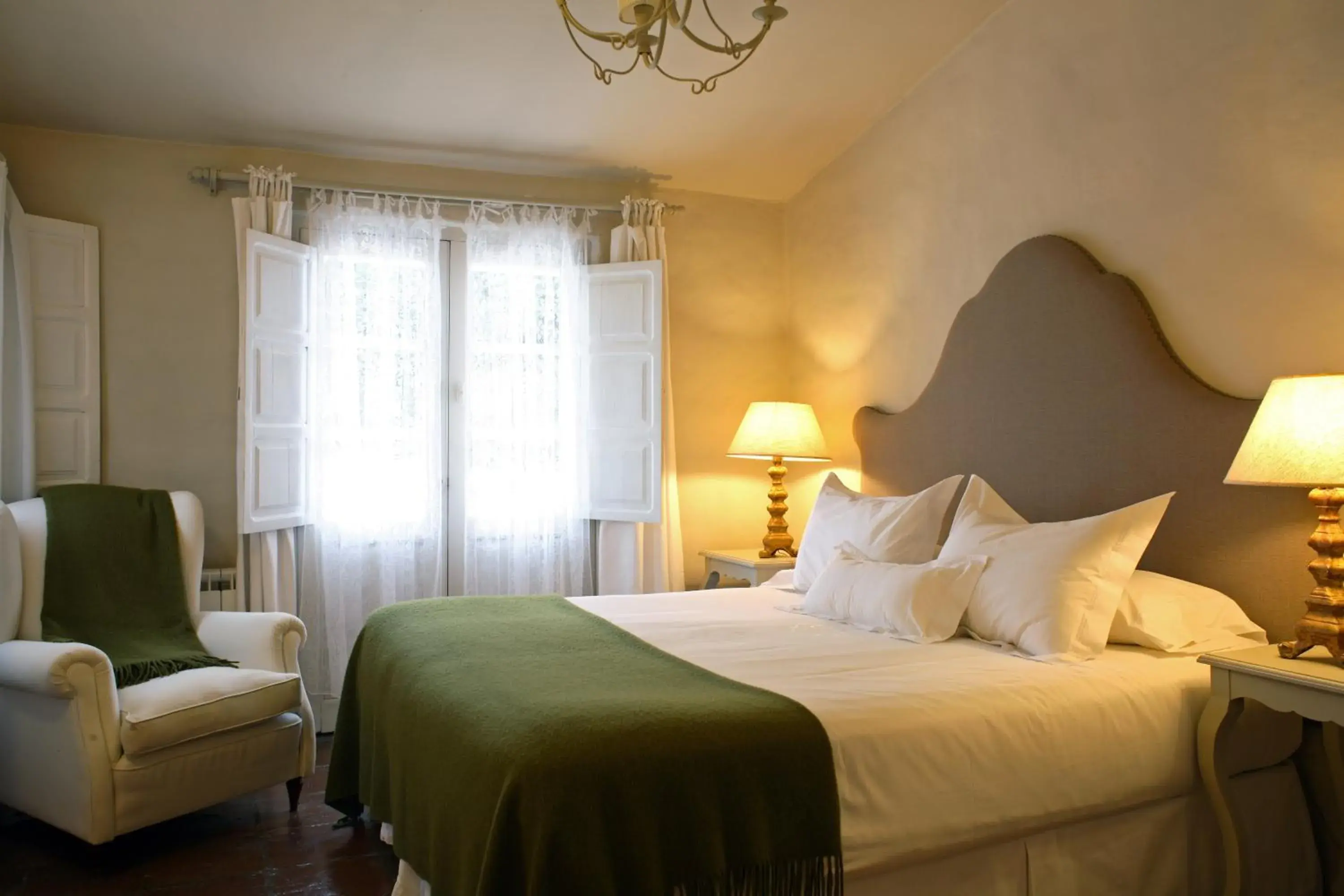Superior Double or Twin Room in House of Jasmines Relais & Châteaux Superior Double or Twin Room in House of Jasmines Relais & Châteaux