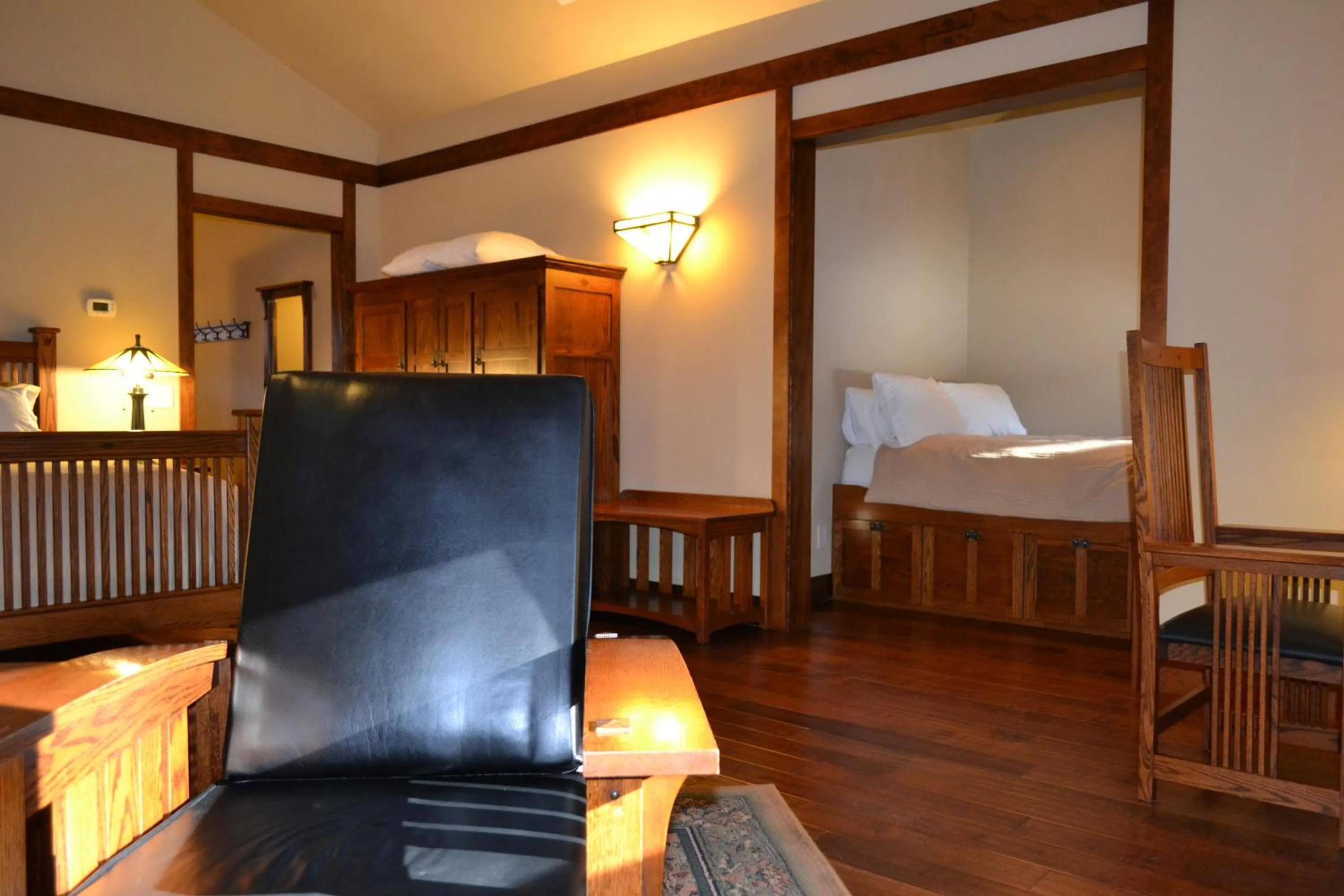 Bed in FivePine Lodge