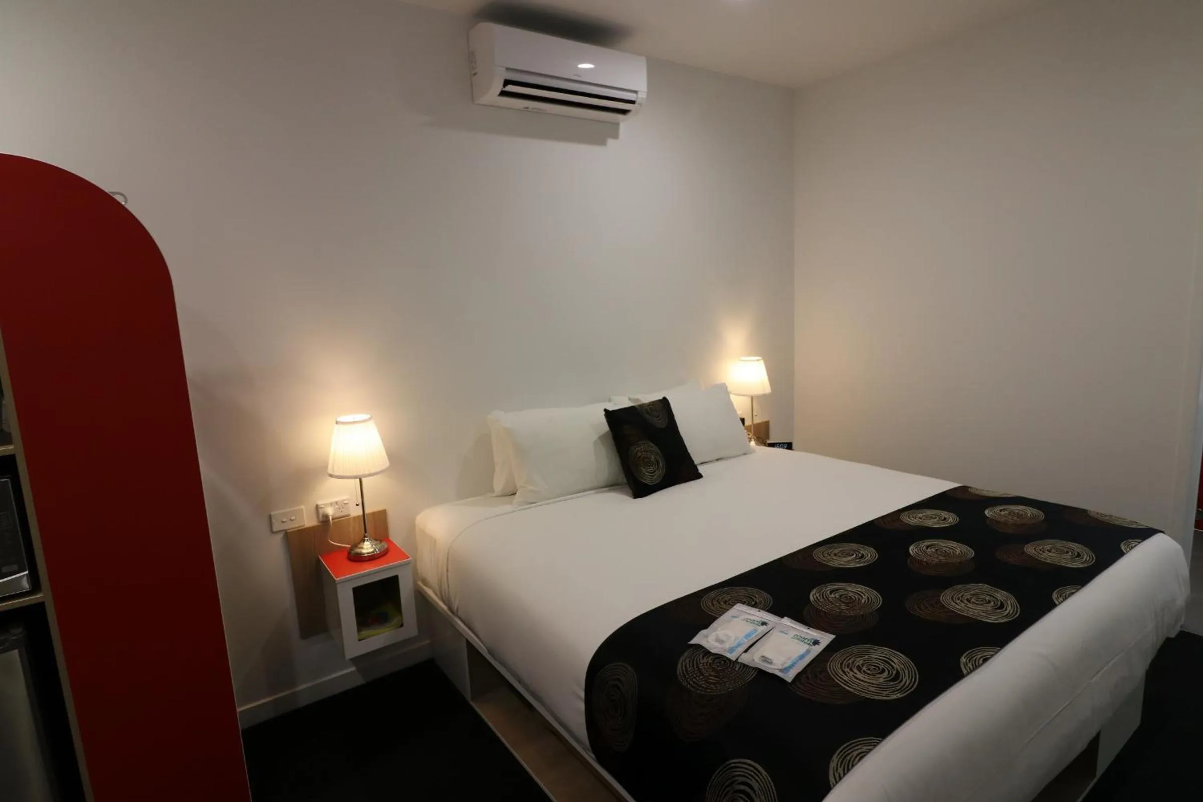 Bedroom, Bed in Room Motels Kingaroy