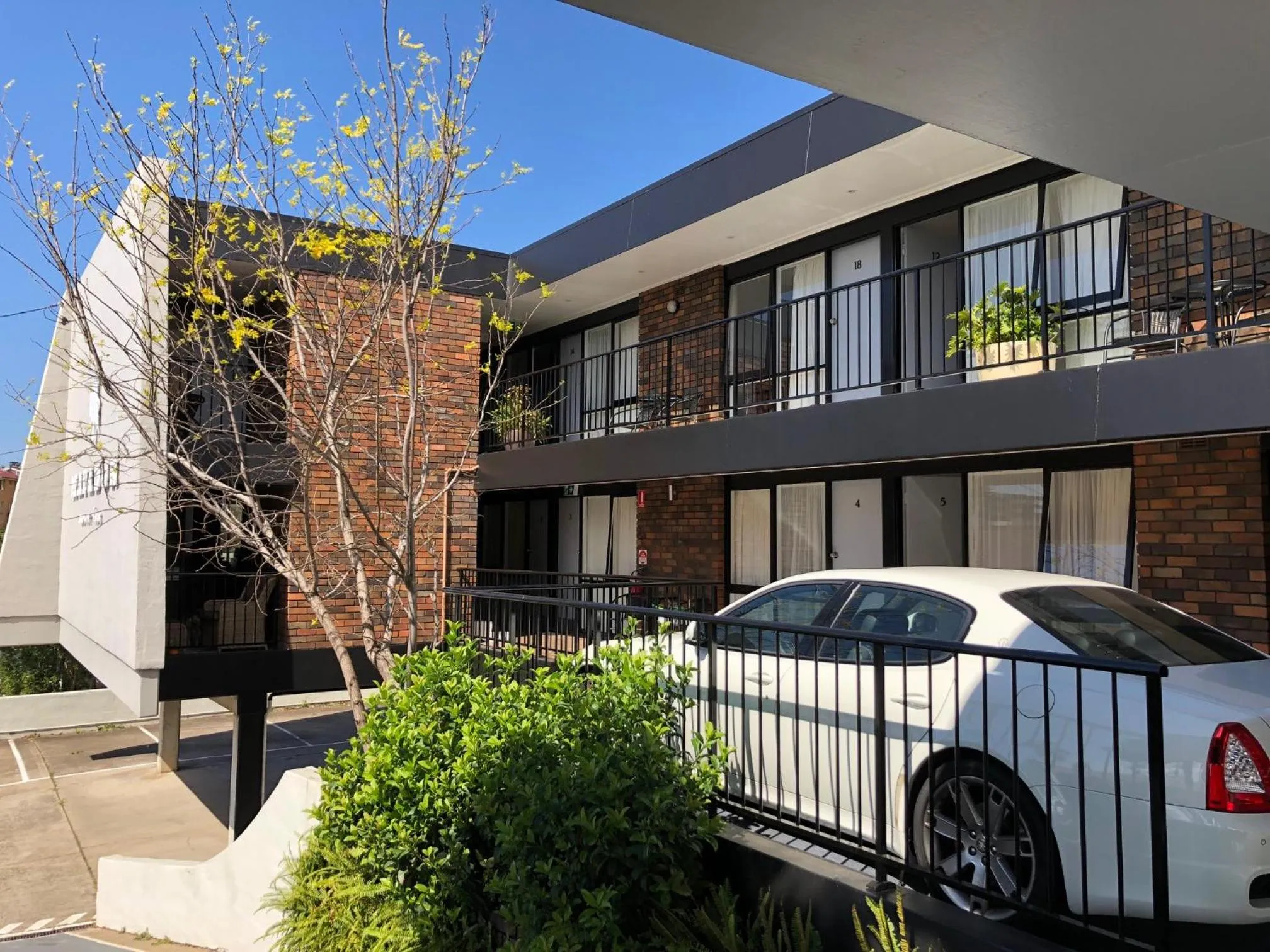 Property building in Matador Motor Inn