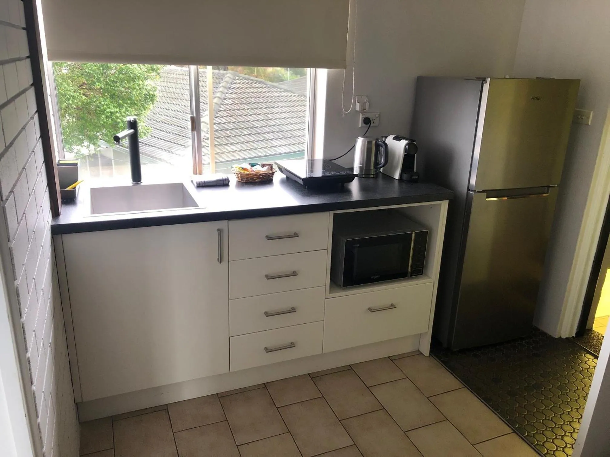 Kitchen or kitchenette in Matador Motor Inn