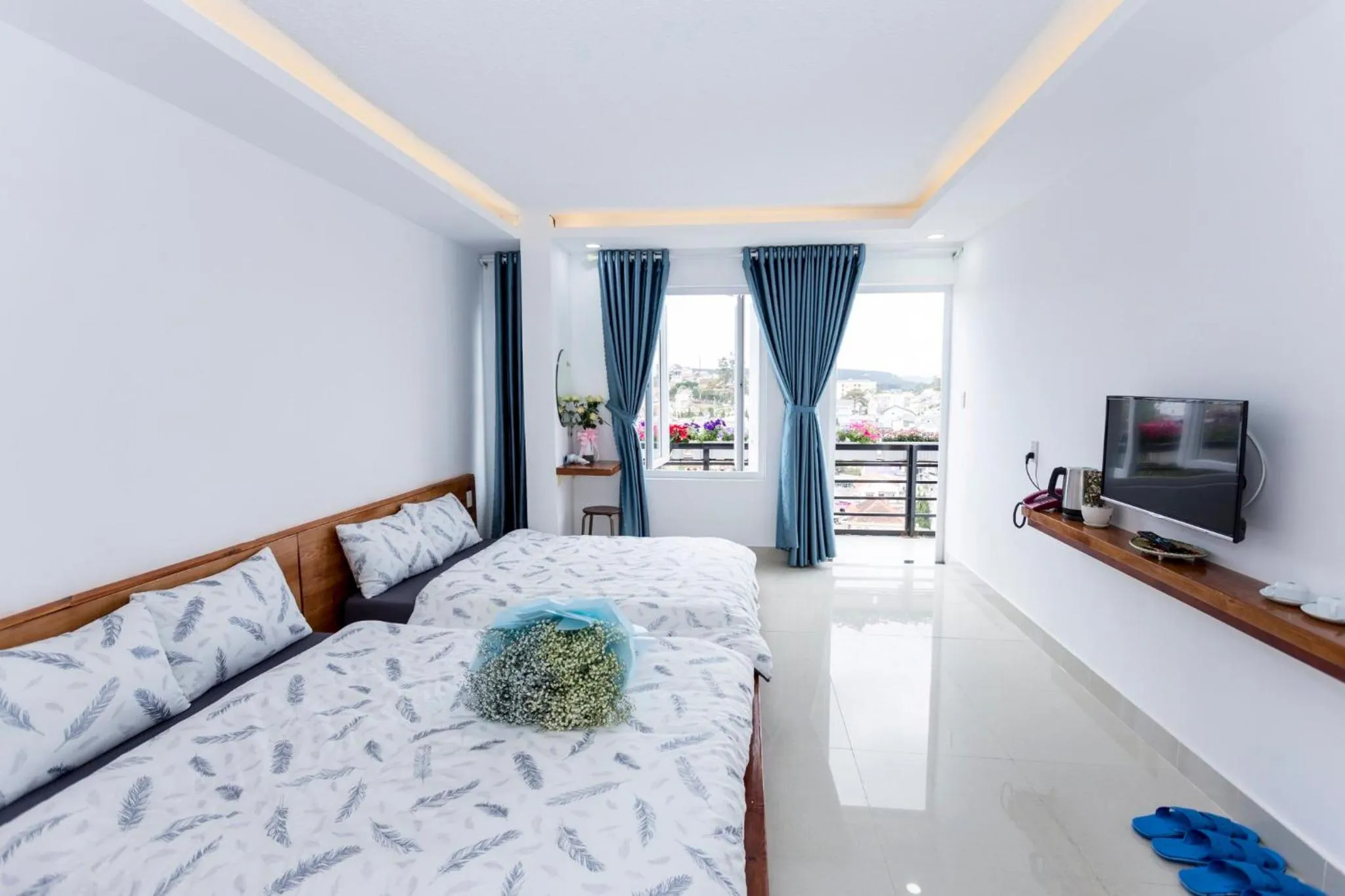 TV and multimedia, Bed in Ha Khoa Hotel Dalat