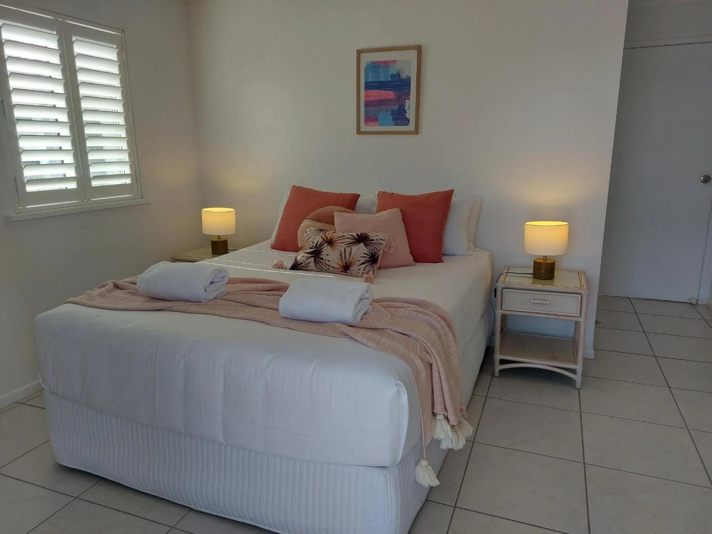 Bedroom, Bed in Sandy Shores Holiday Units