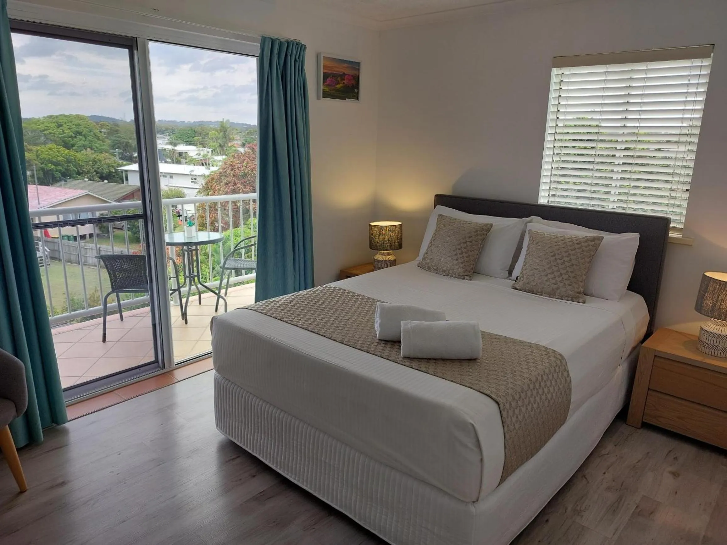 Bedroom, Bed in Sandy Shores Holiday Units