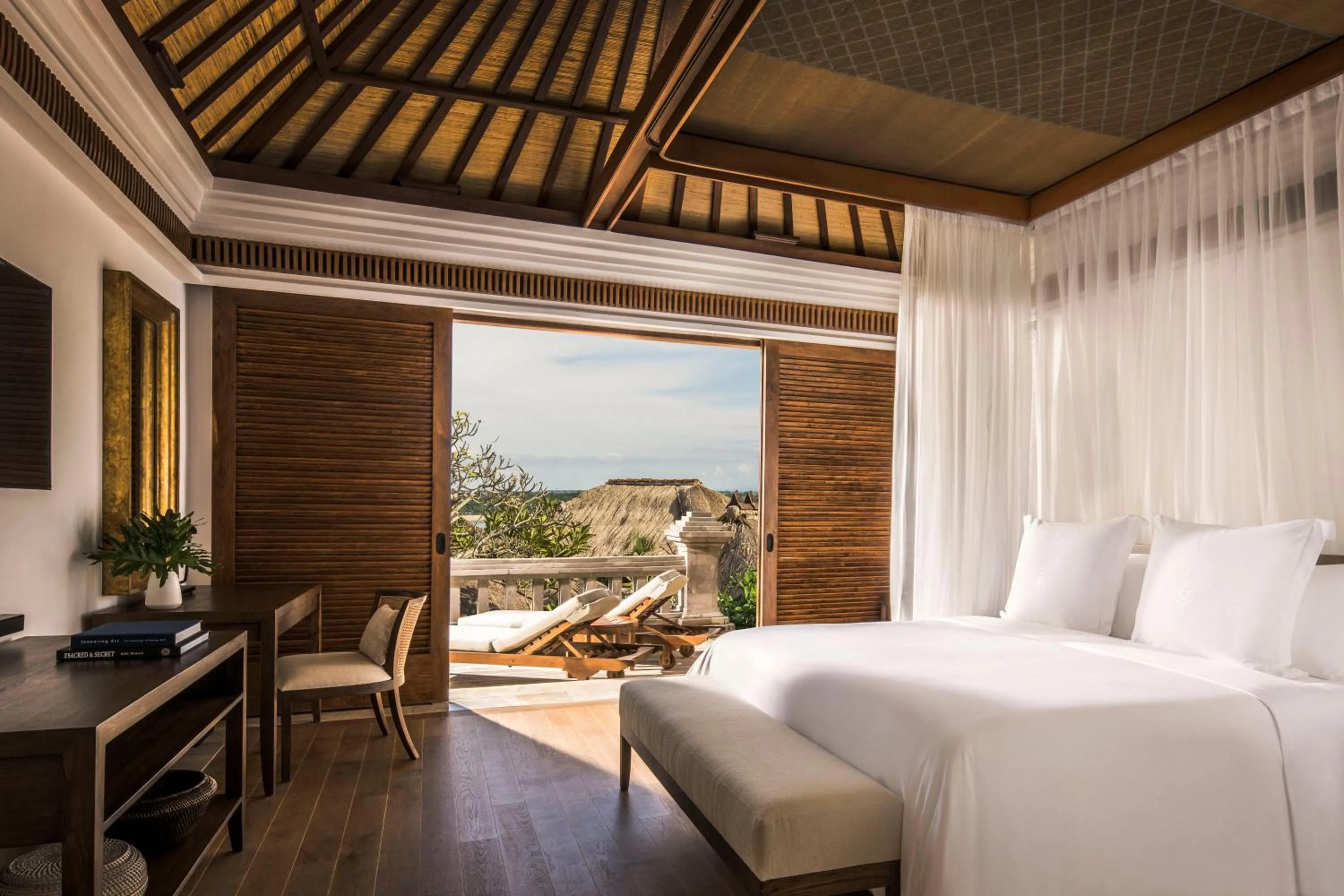 Bedroom, Bed in Four Seasons Resort Bali at Jimbaran Bay