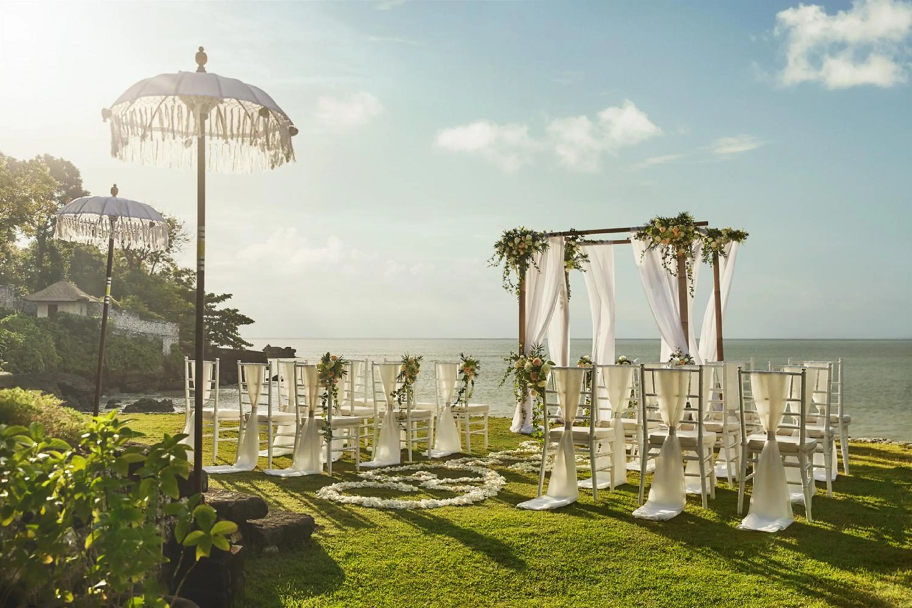 Area and facilities in Four Seasons Resort Bali at Jimbaran Bay