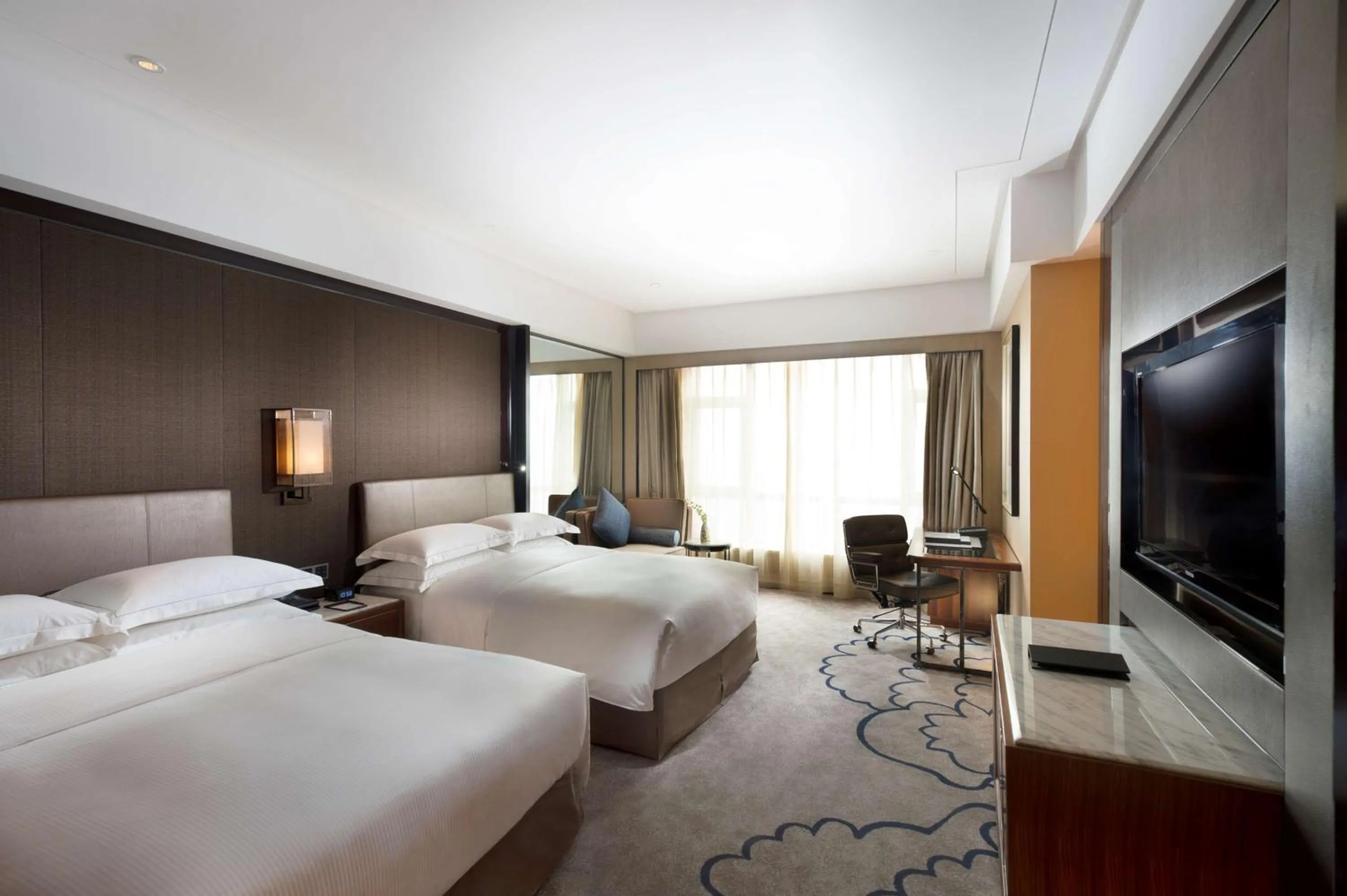 Bedroom, Bed in Hilton Zhongshan Downtown