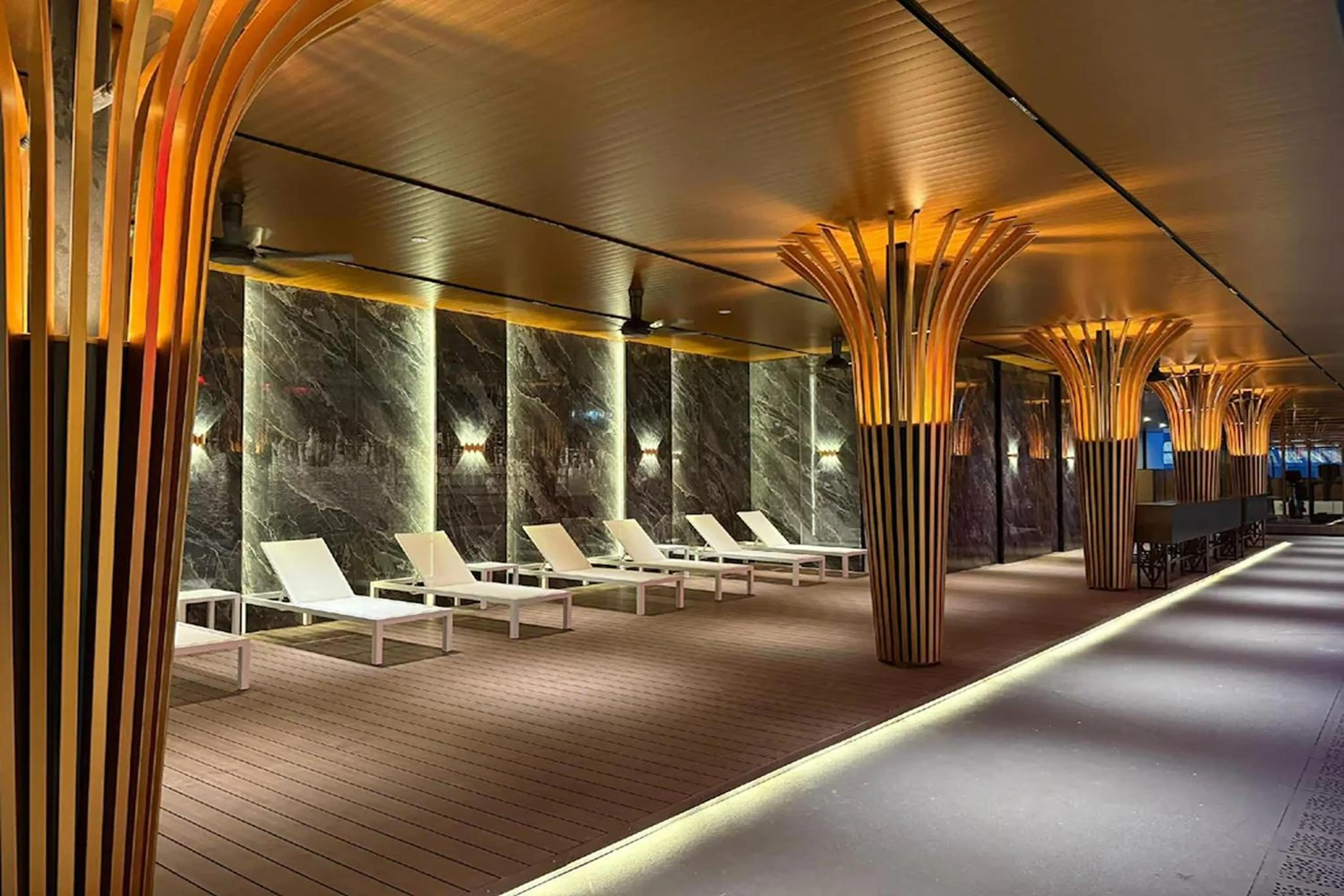 Swimming pool in Vivatel Kuala Lumpur