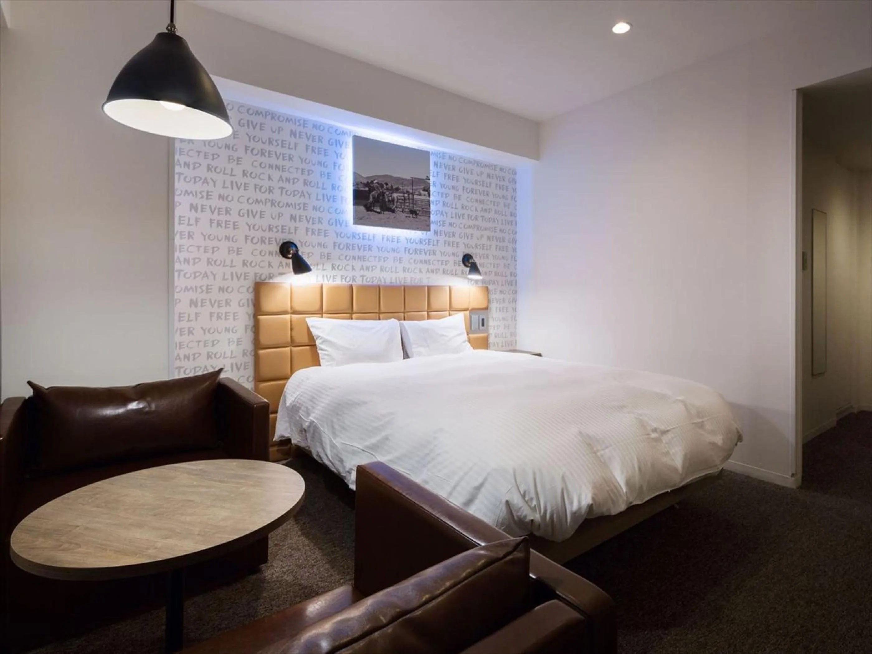 Photo of the whole room, Bed in Hotel Plumm