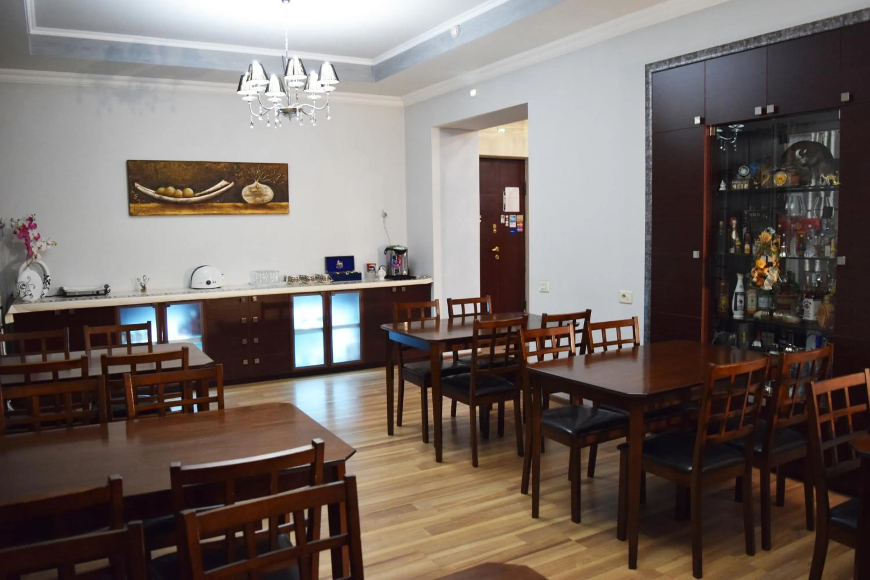 Restaurant/places to eat in Hotel Grig